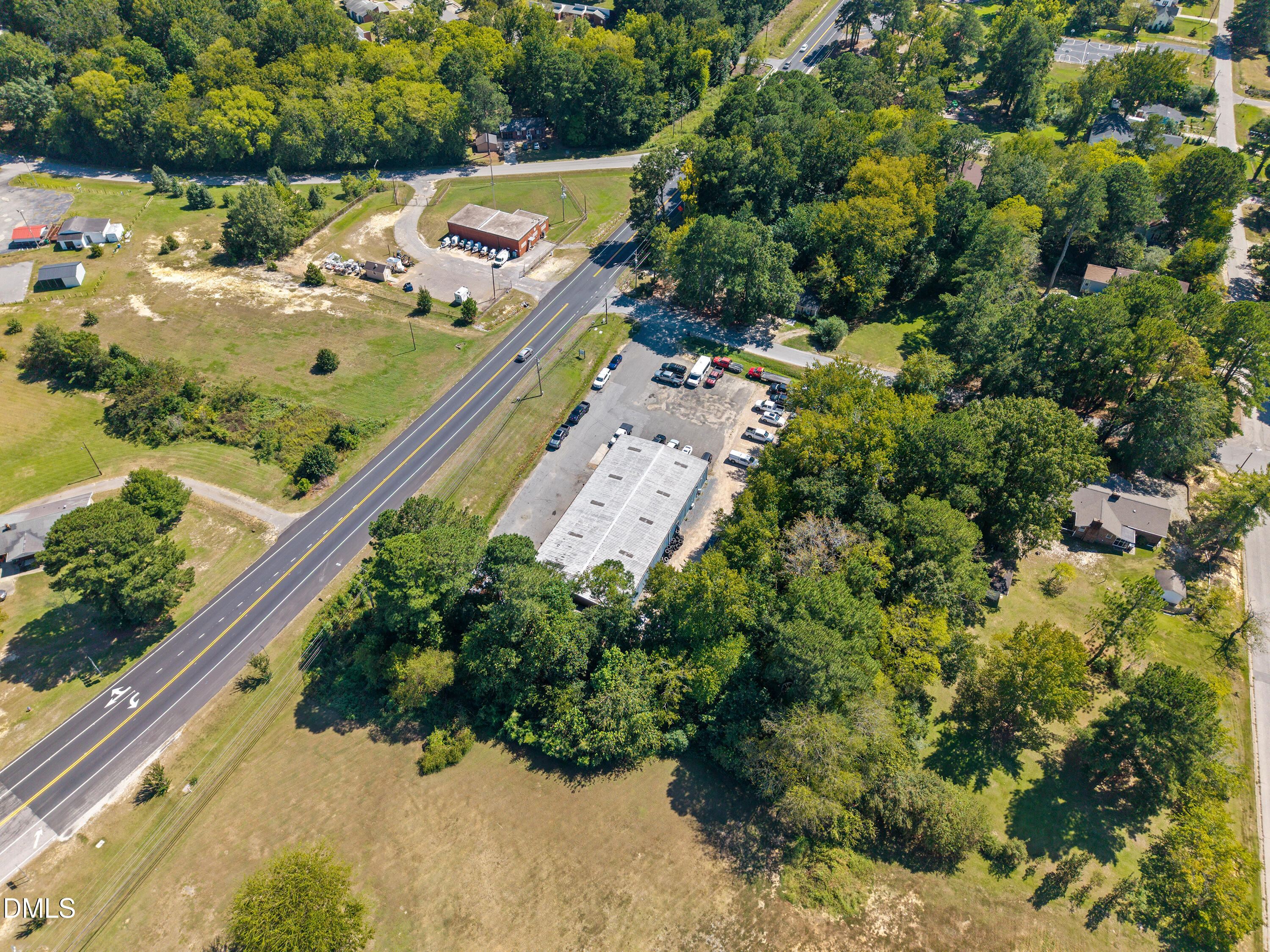 main property photo 39