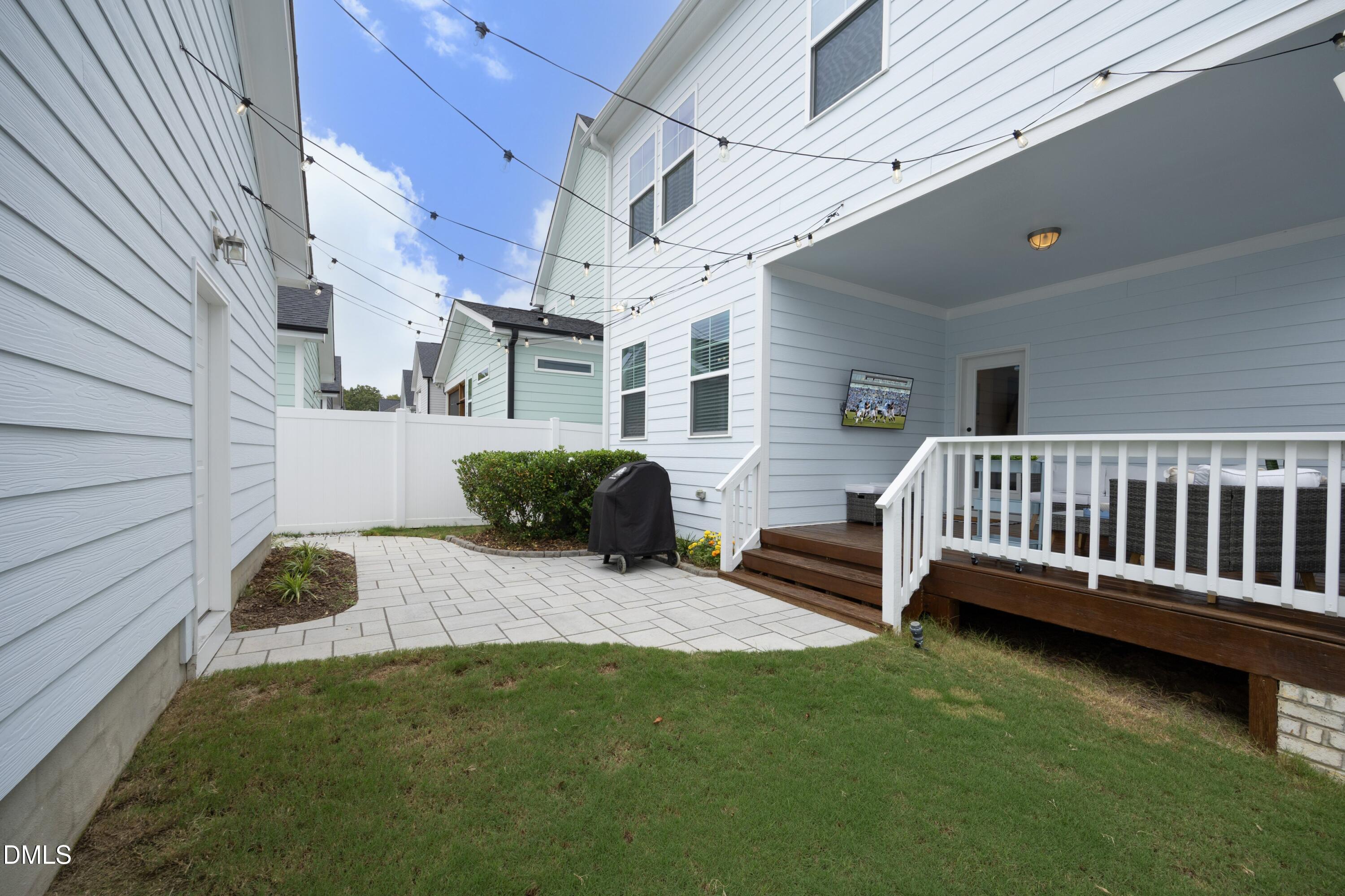 main property photo 44
