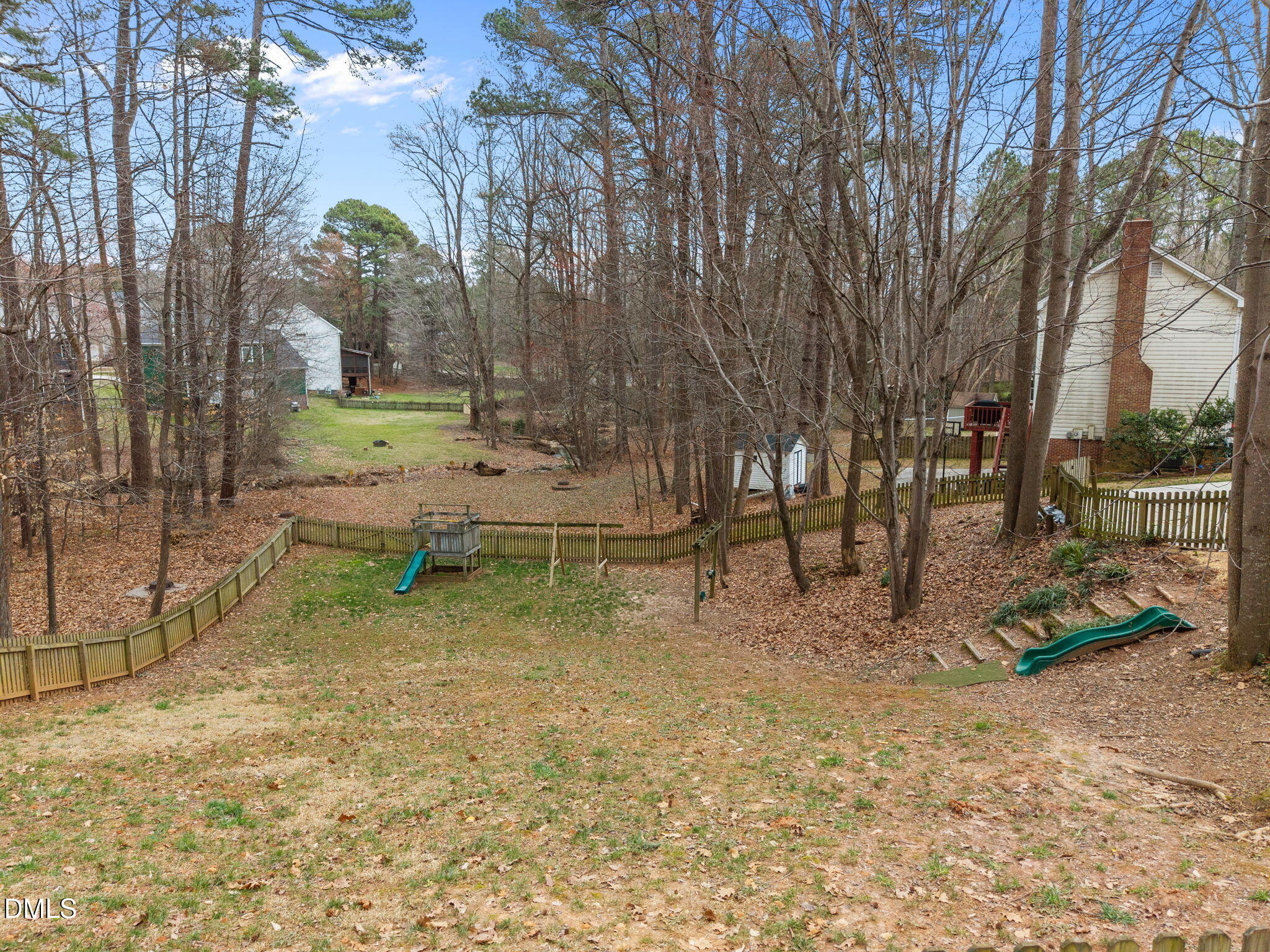 main property photo 36