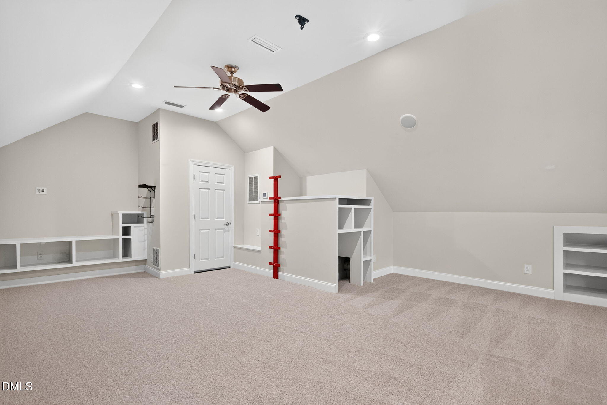 main property photo 59