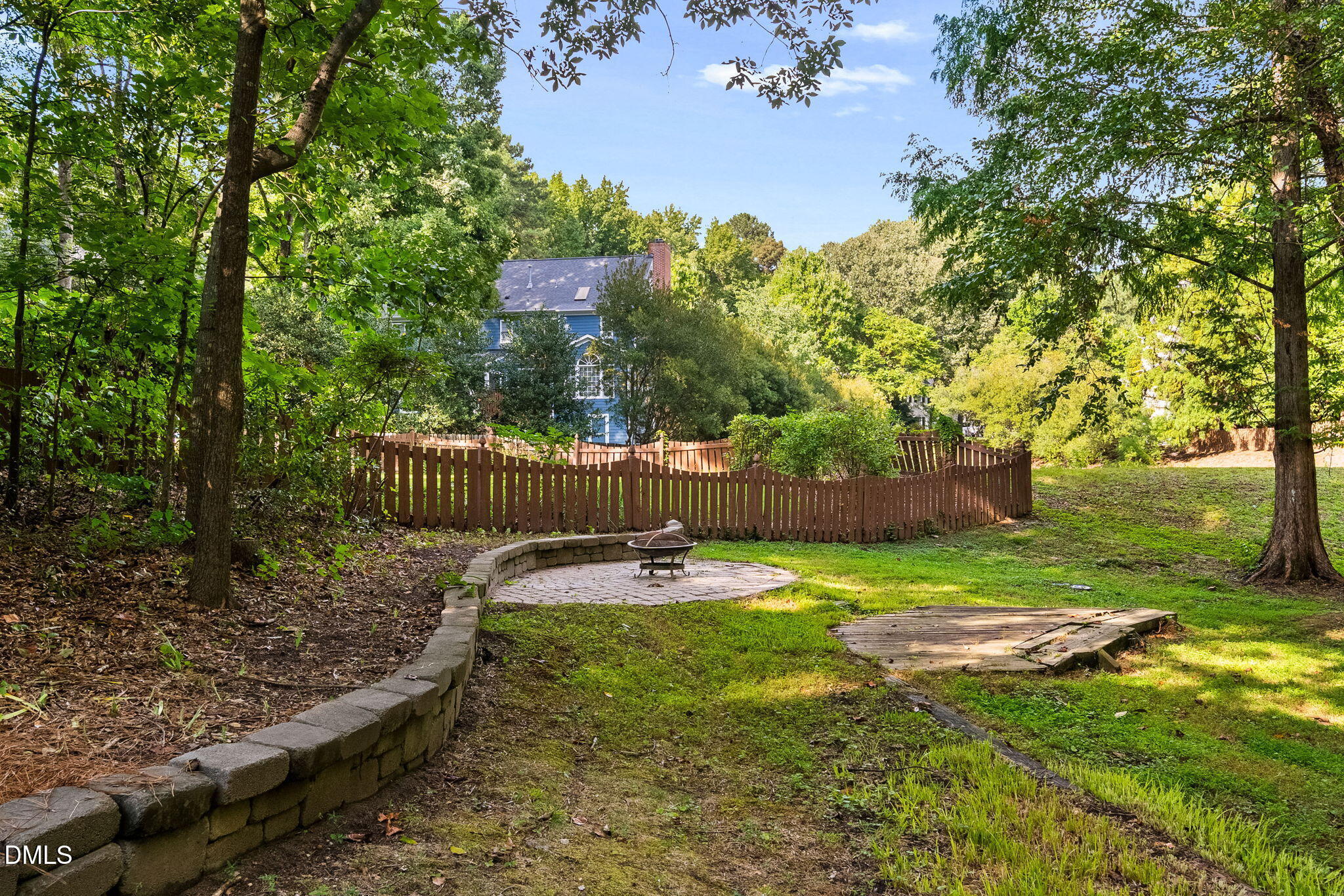 main property photo 75
