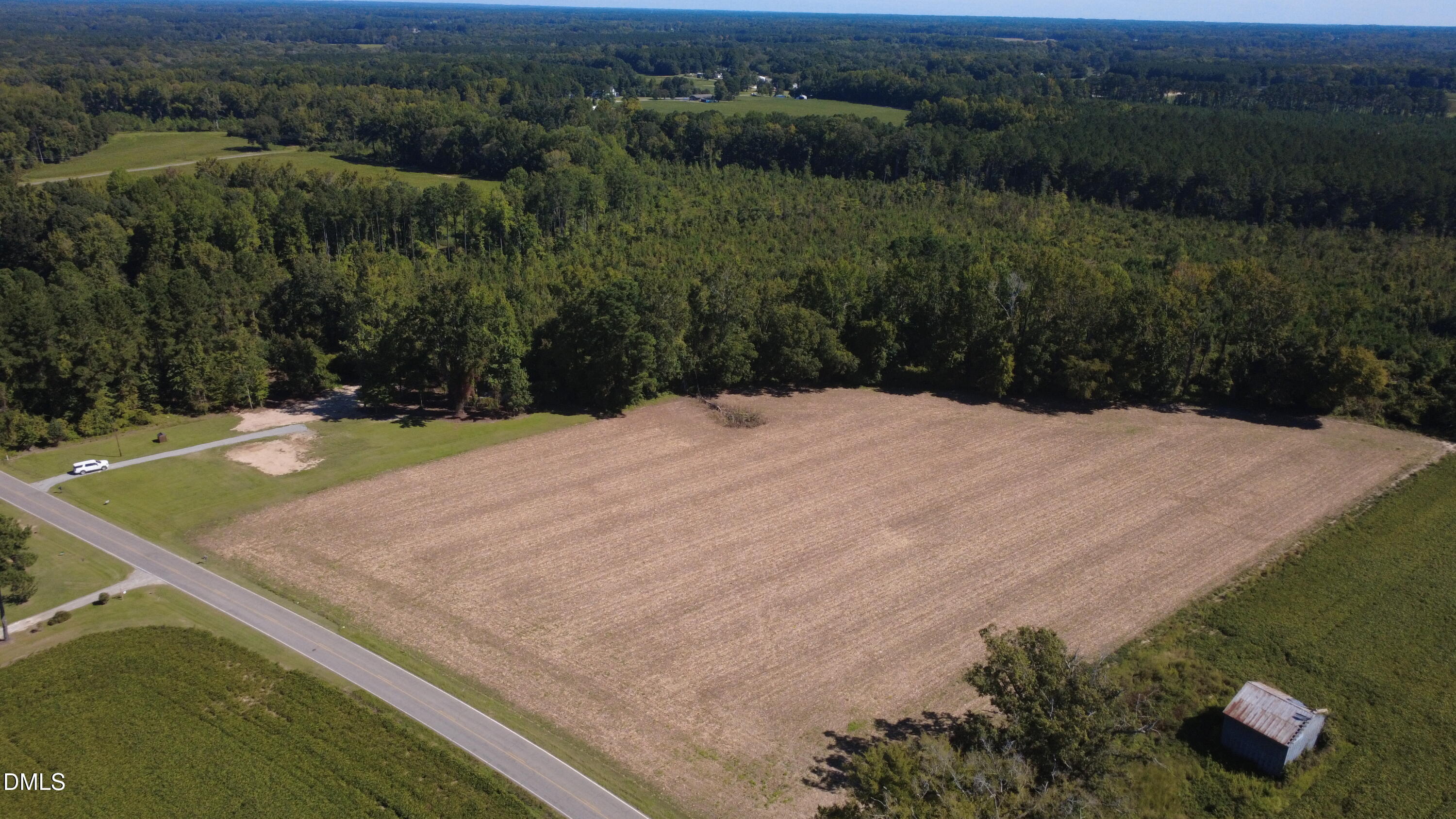 main property photo 16