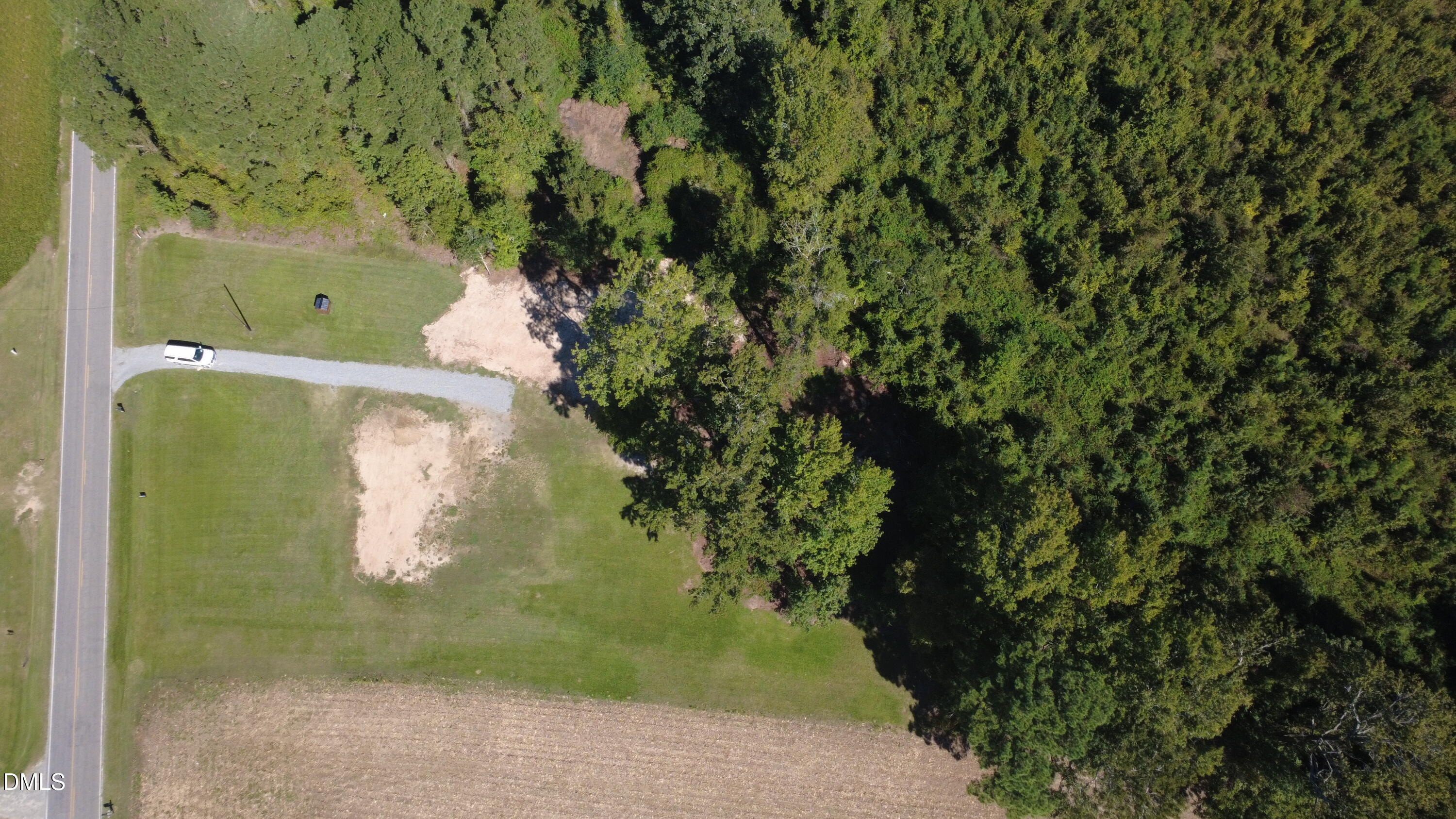 main property photo 18