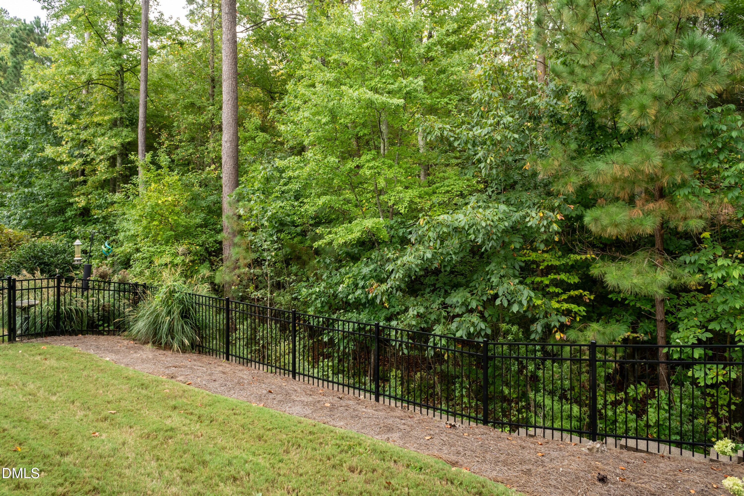 main property photo 41