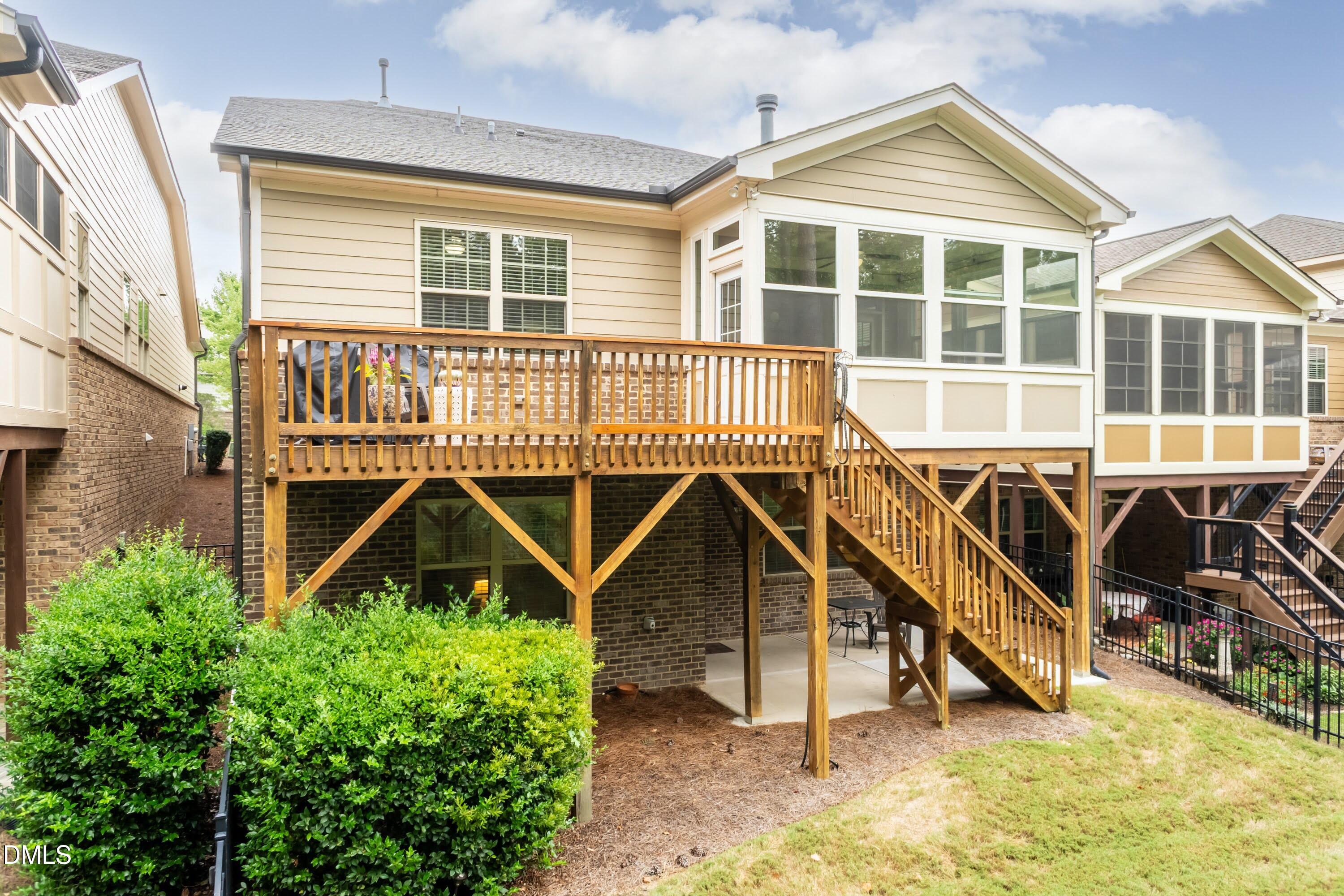 main property photo 45