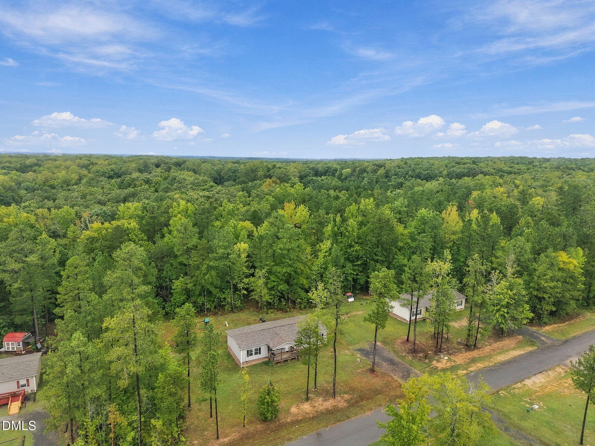main property photo 25