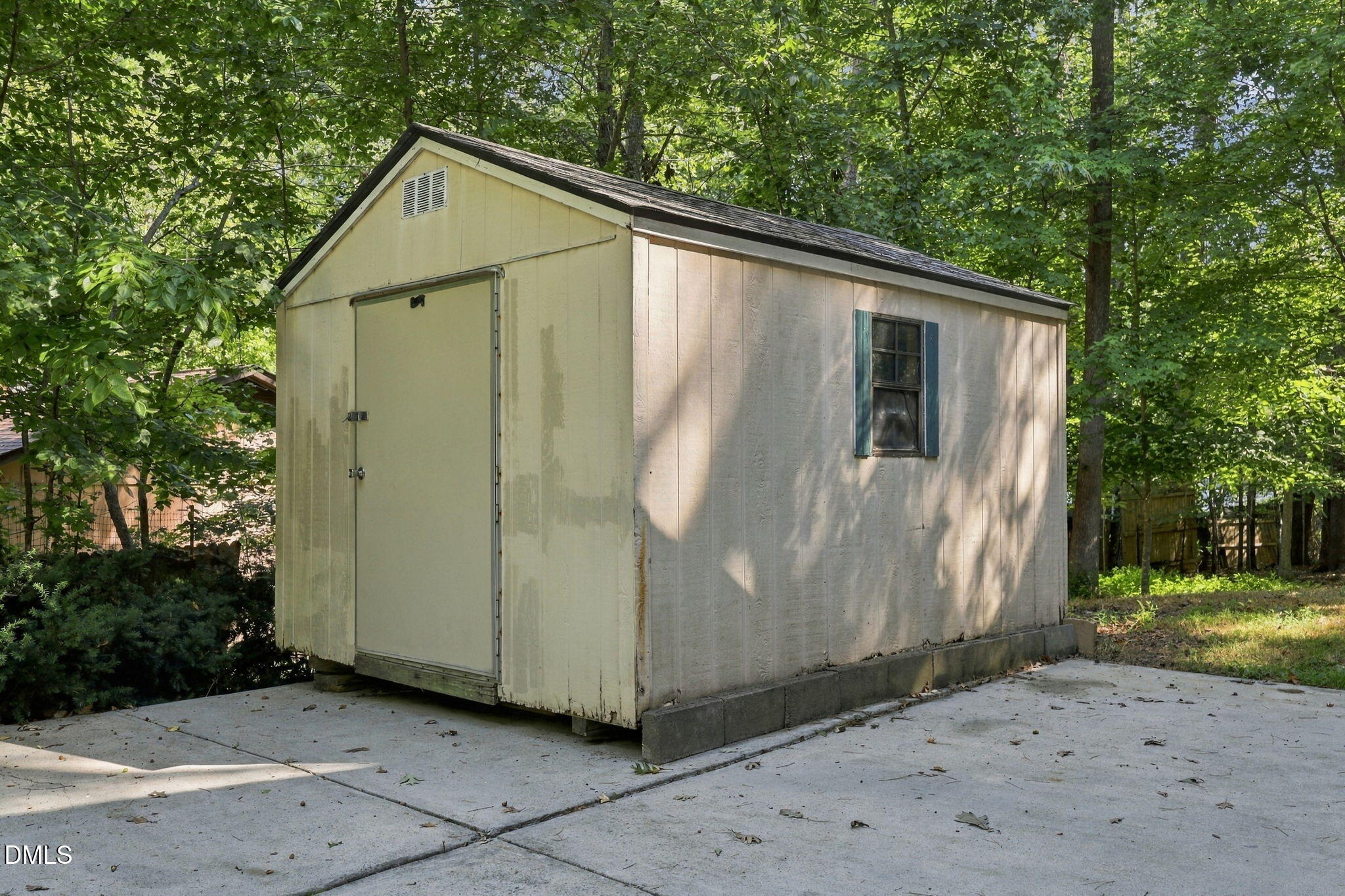 main property photo 54