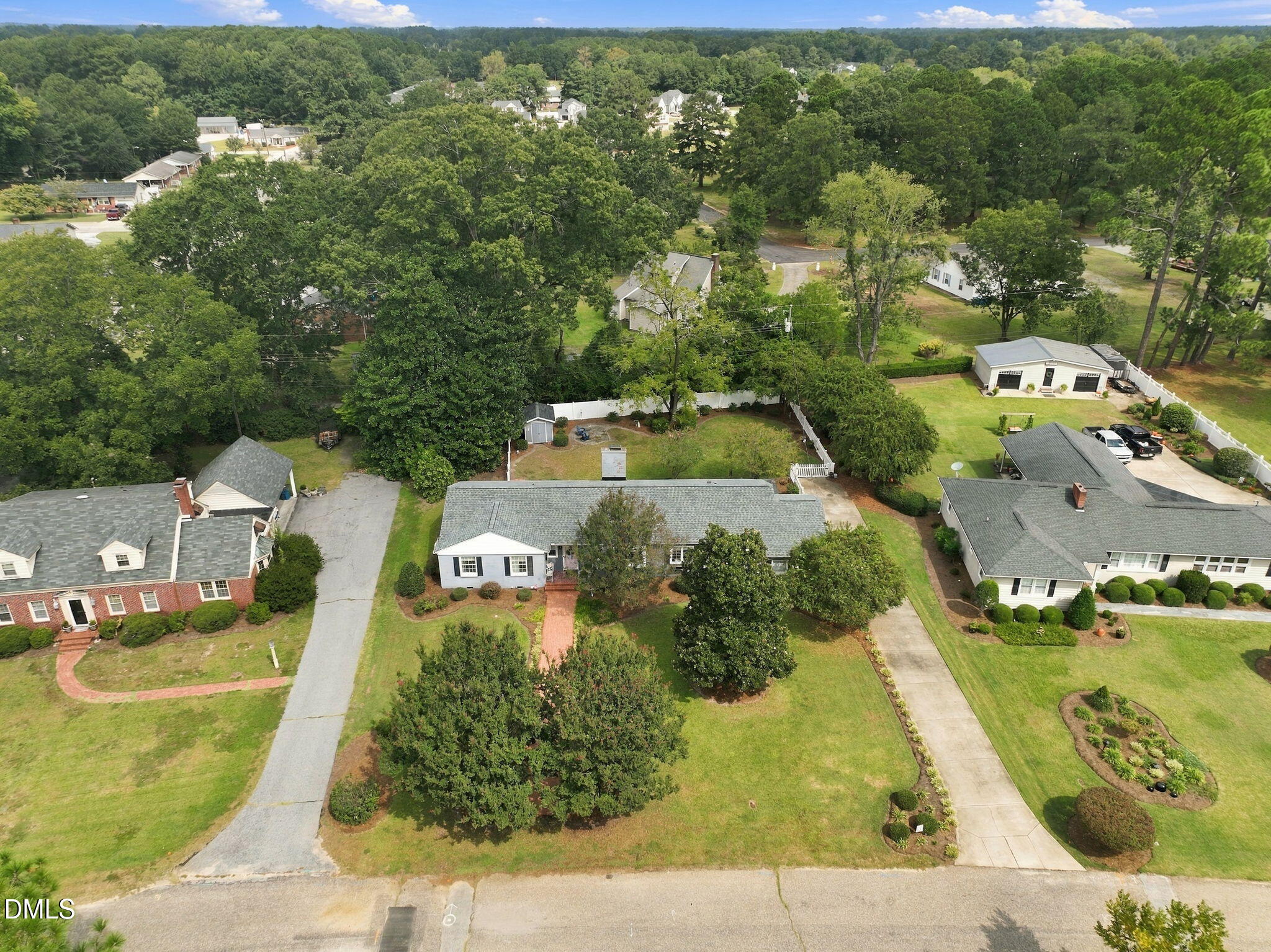 main property photo 36