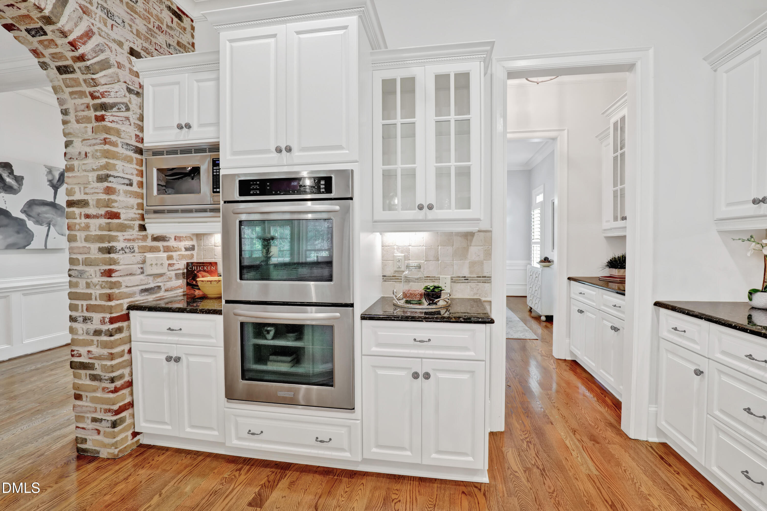 main property photo 20