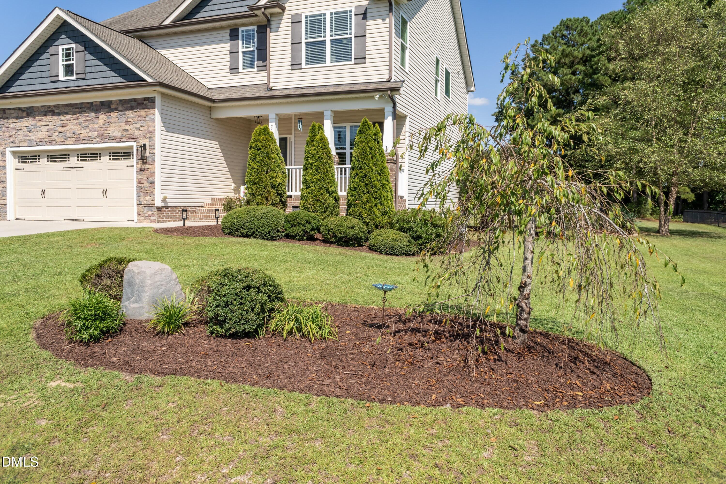 main property photo 32