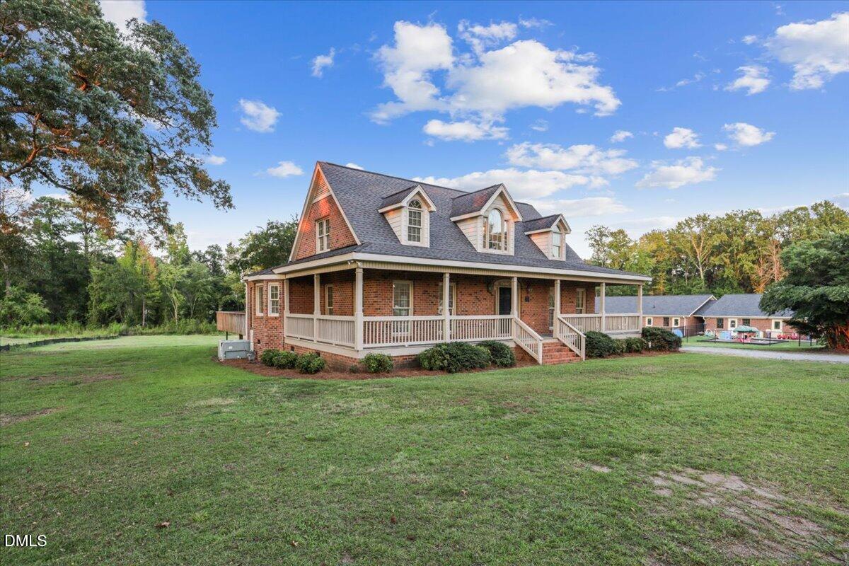 main property photo 41