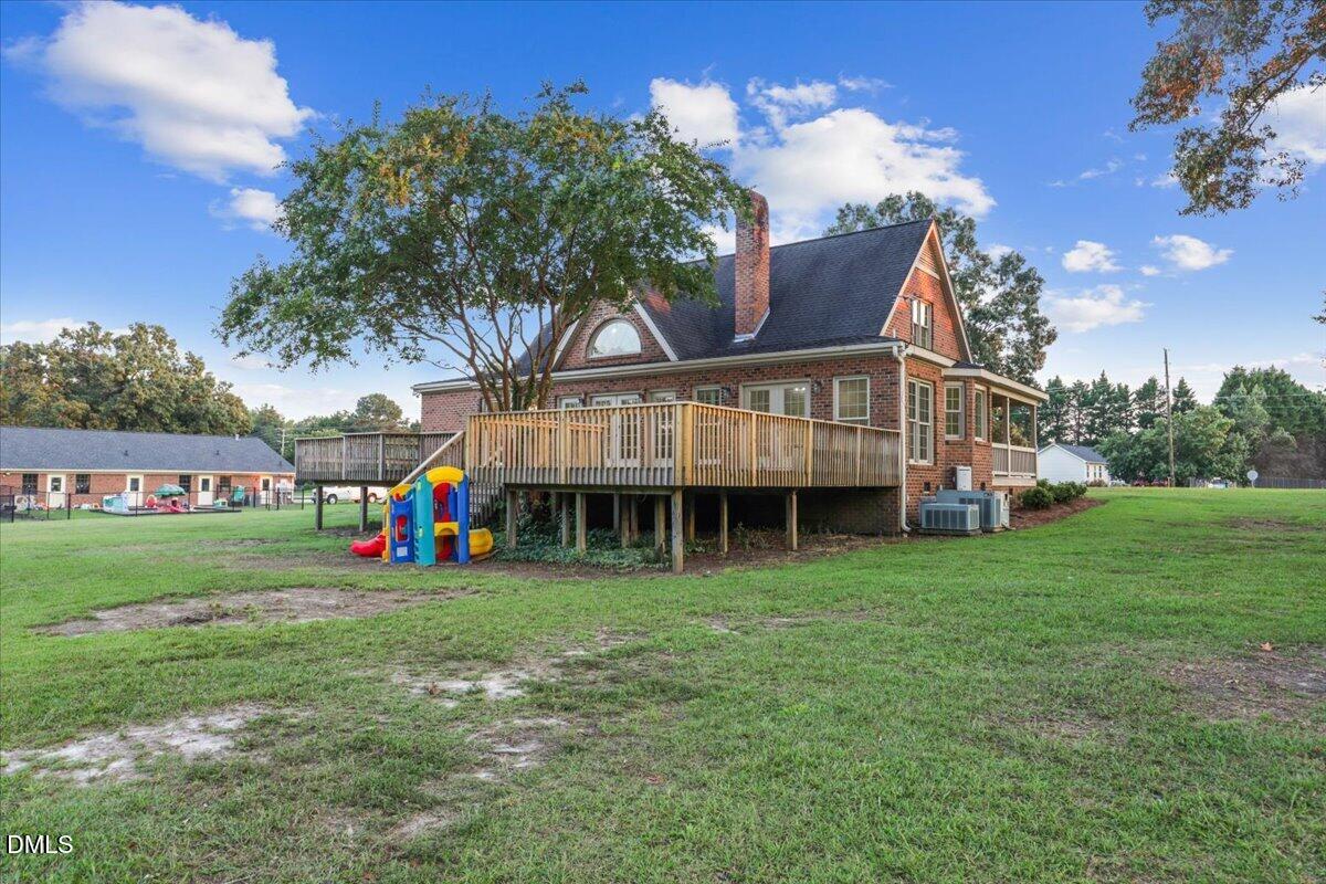 main property photo 43