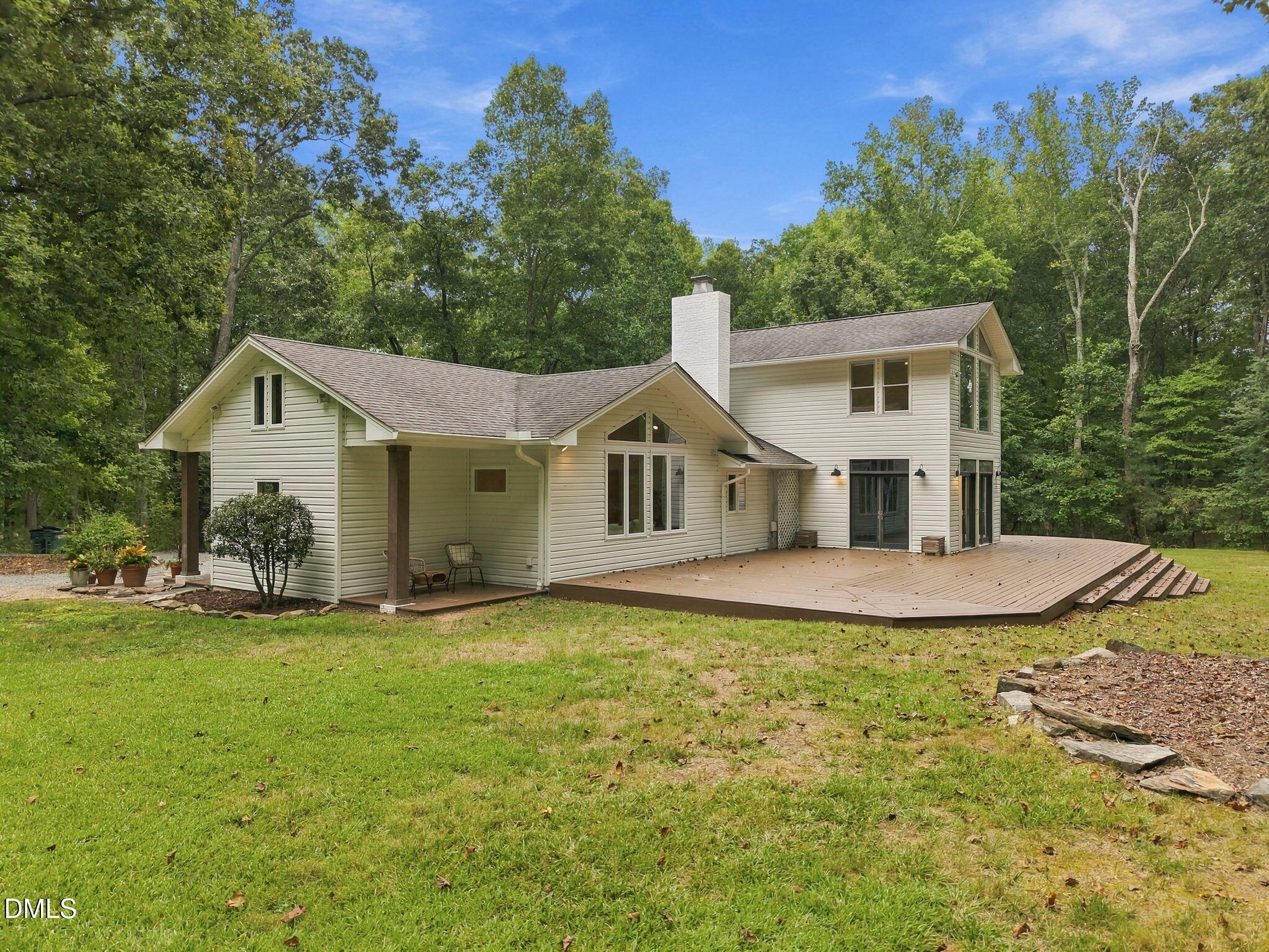 main property photo 41