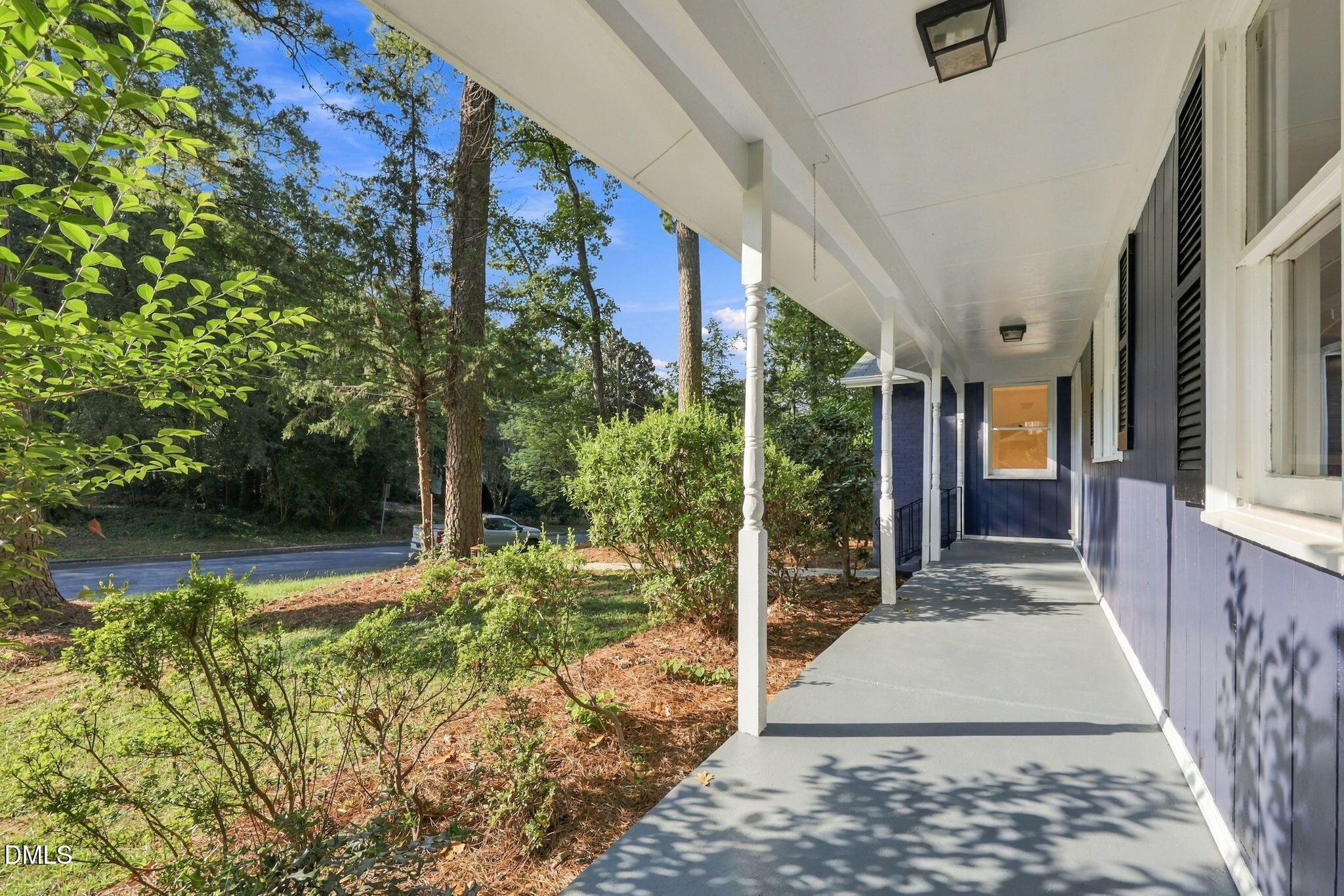 main property photo 25