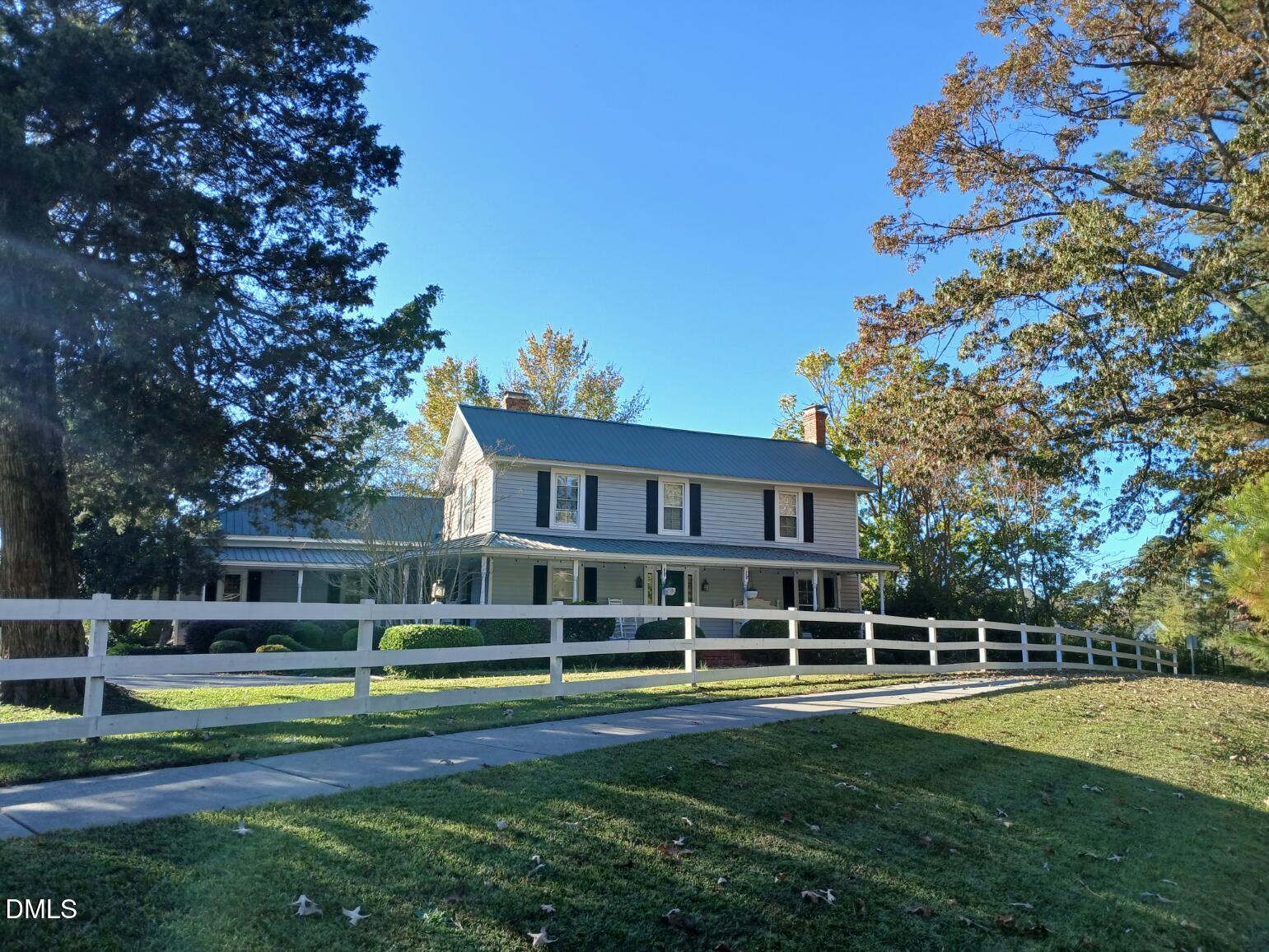 main property photo 43