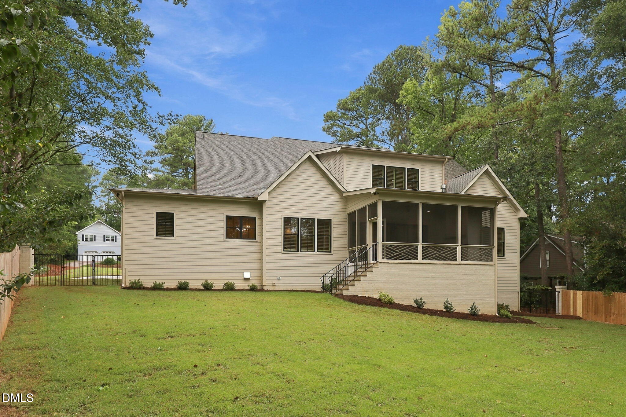 main property photo 49
