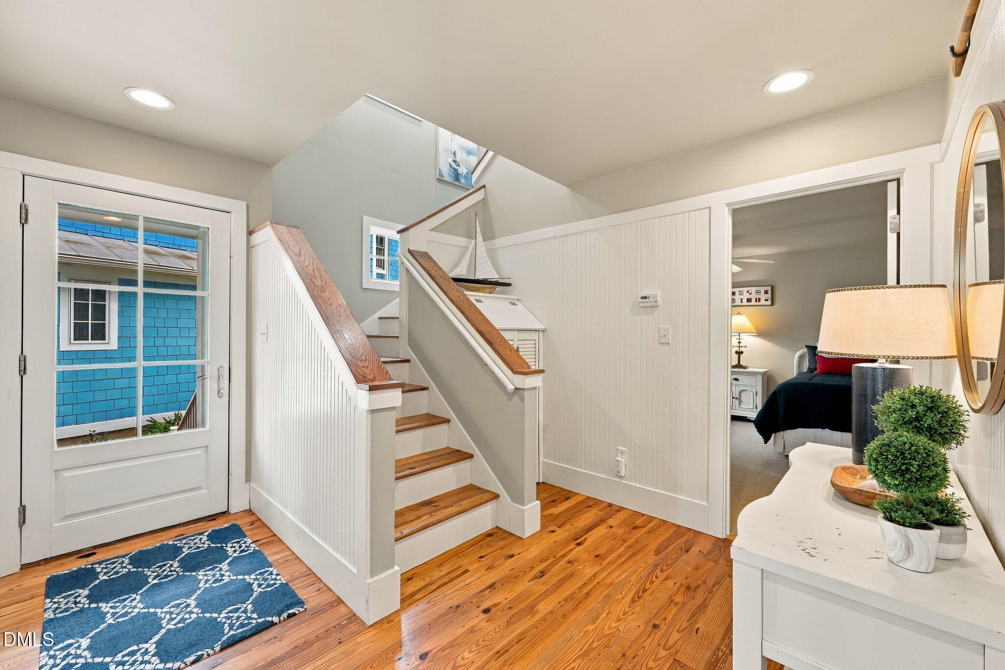 main property photo 14