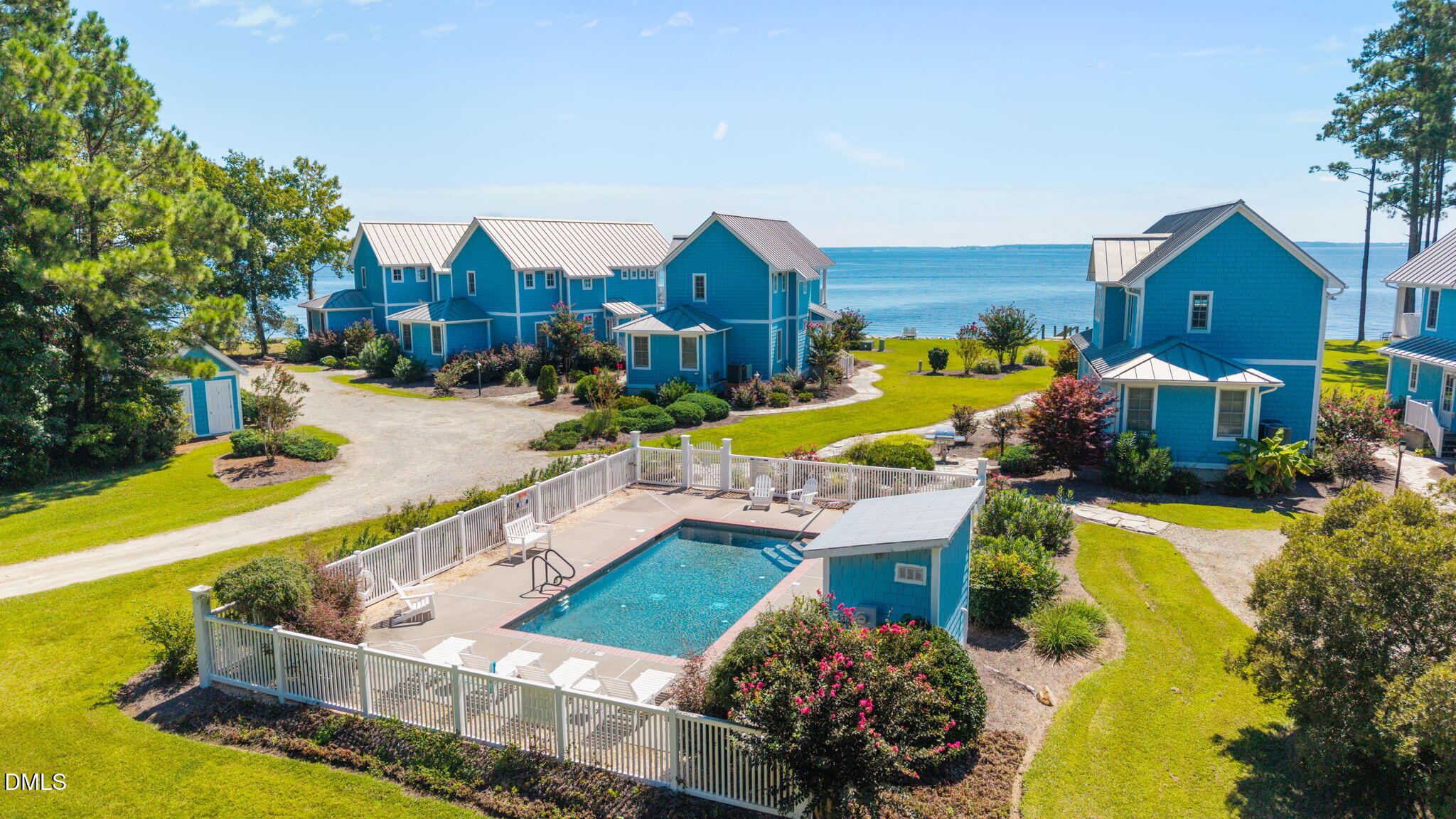 main property photo 41
