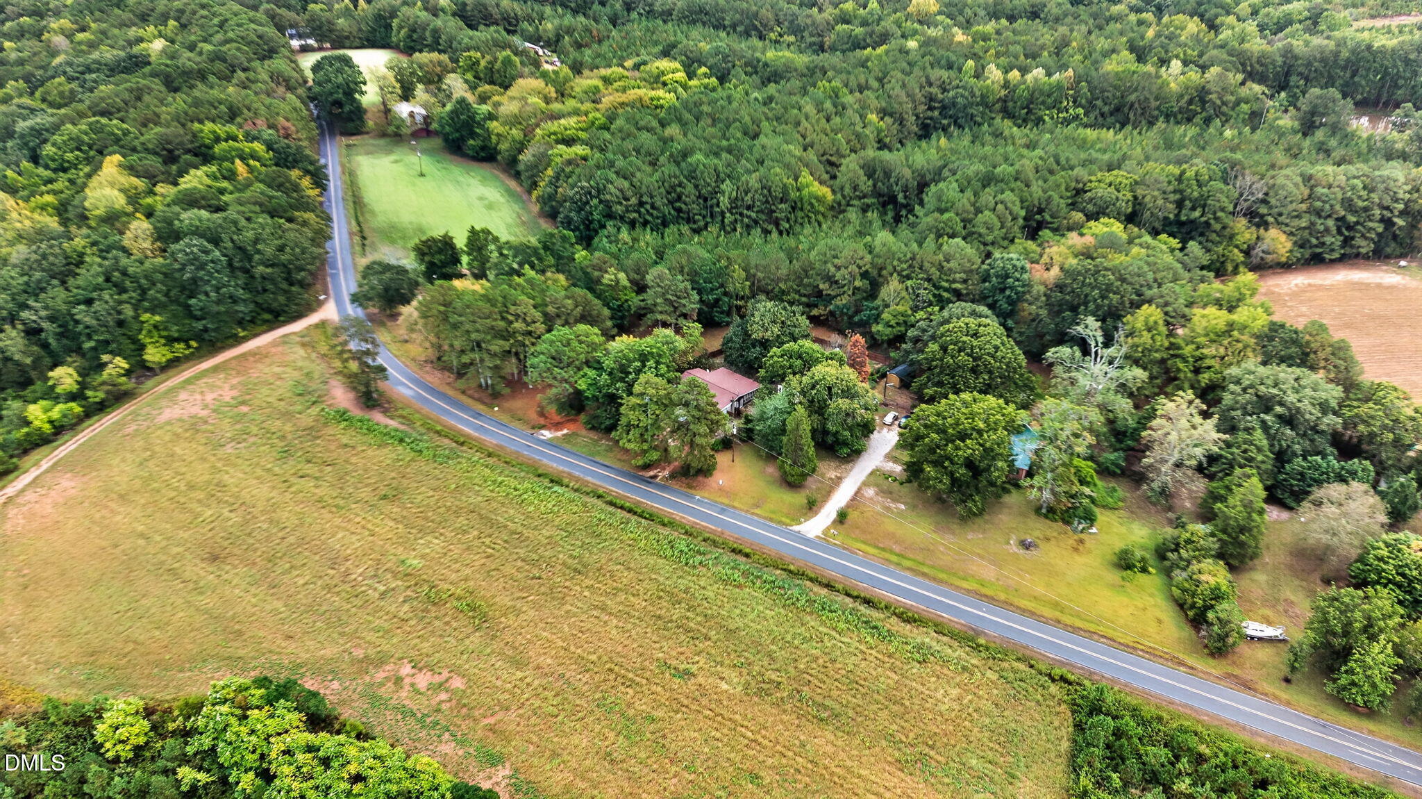 main property photo 45
