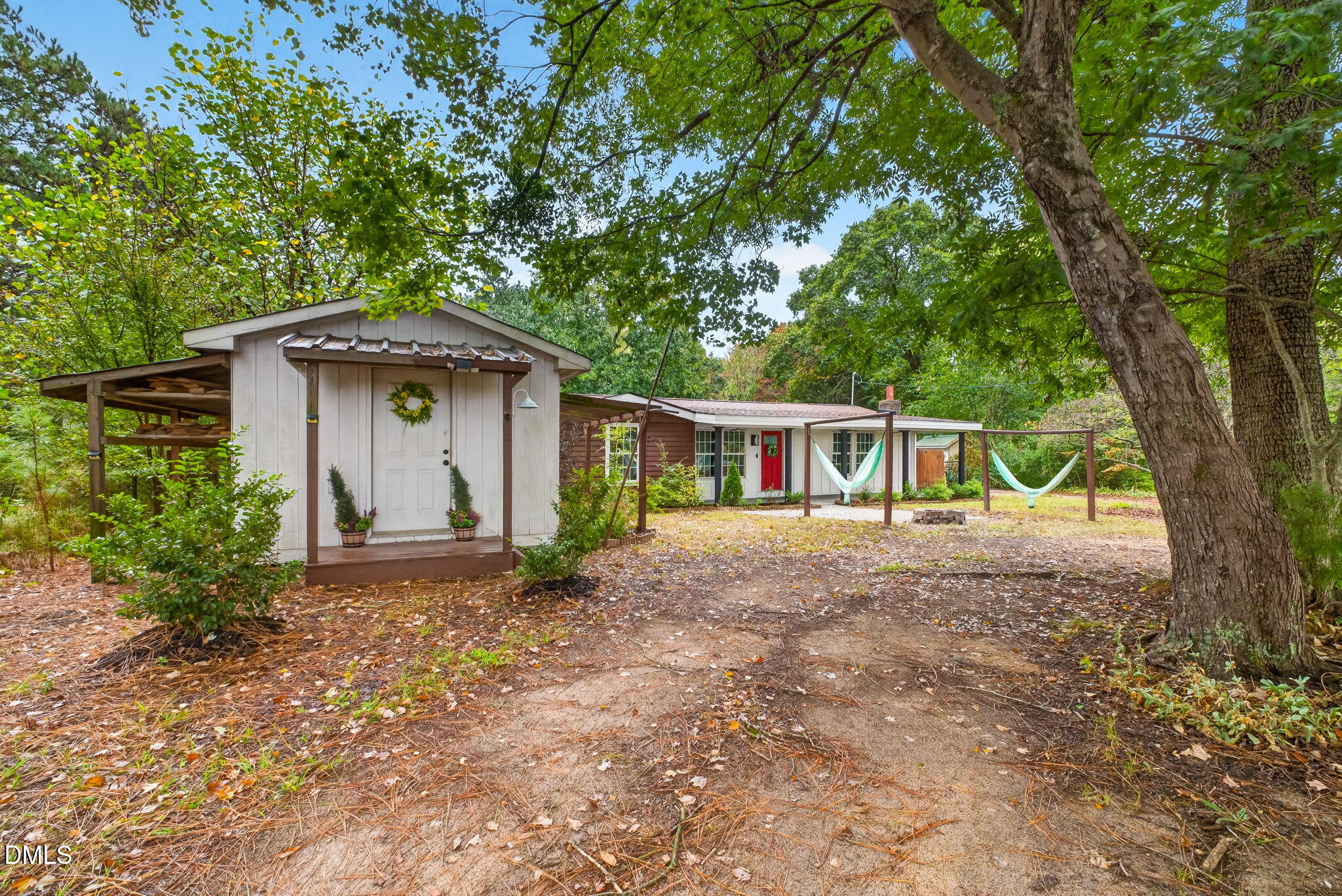 main property photo 6