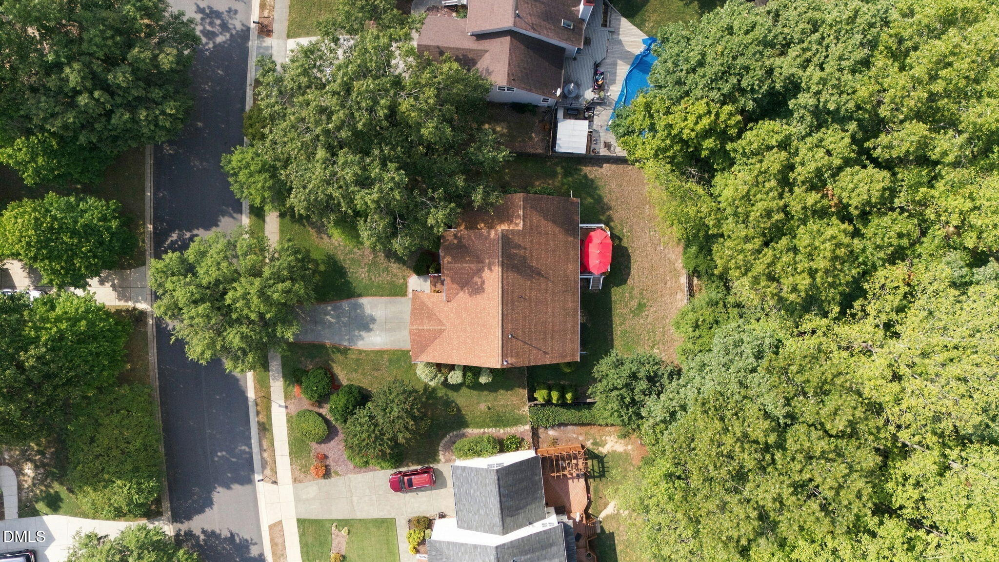 main property photo 33