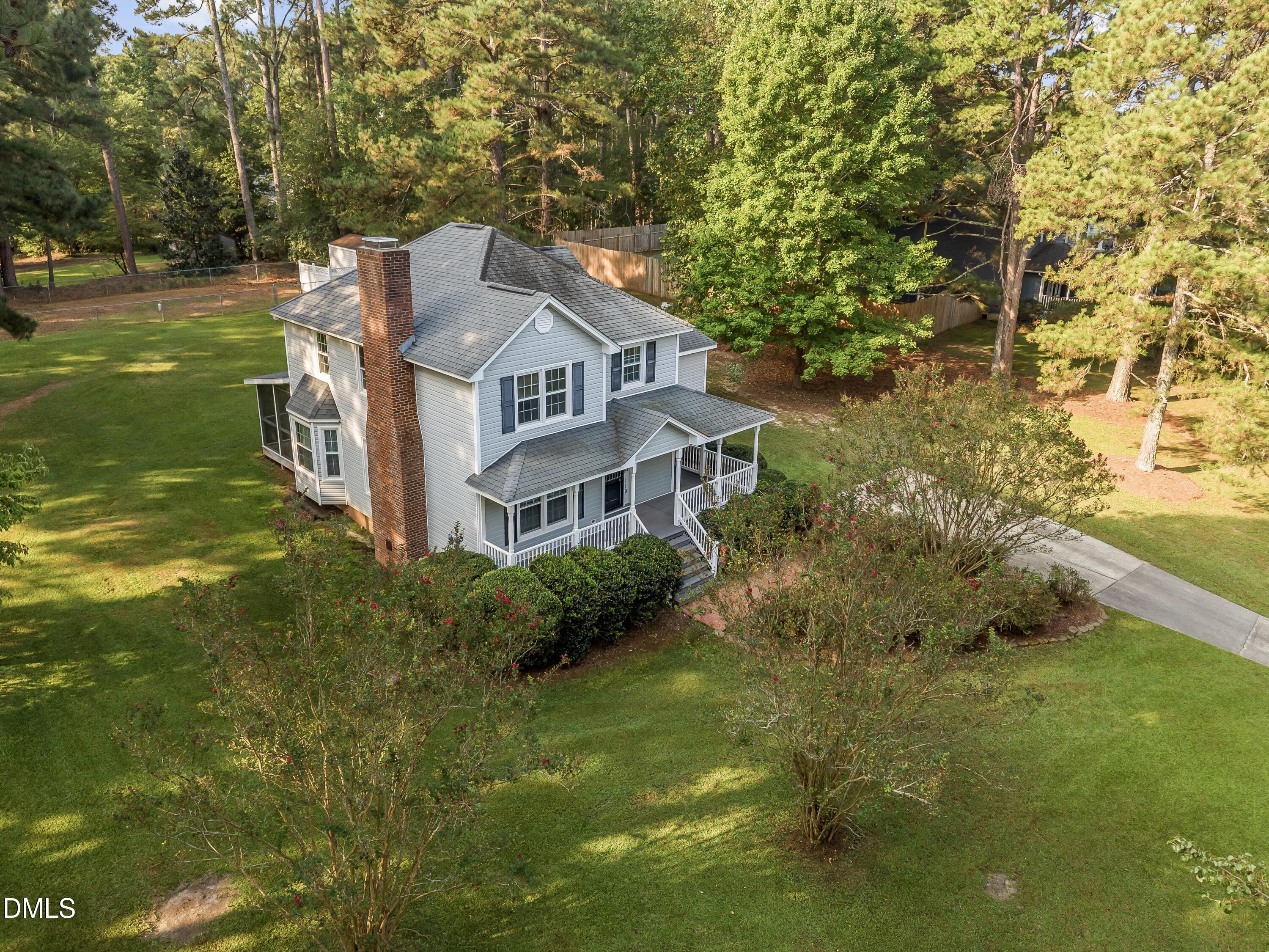 main property photo 4