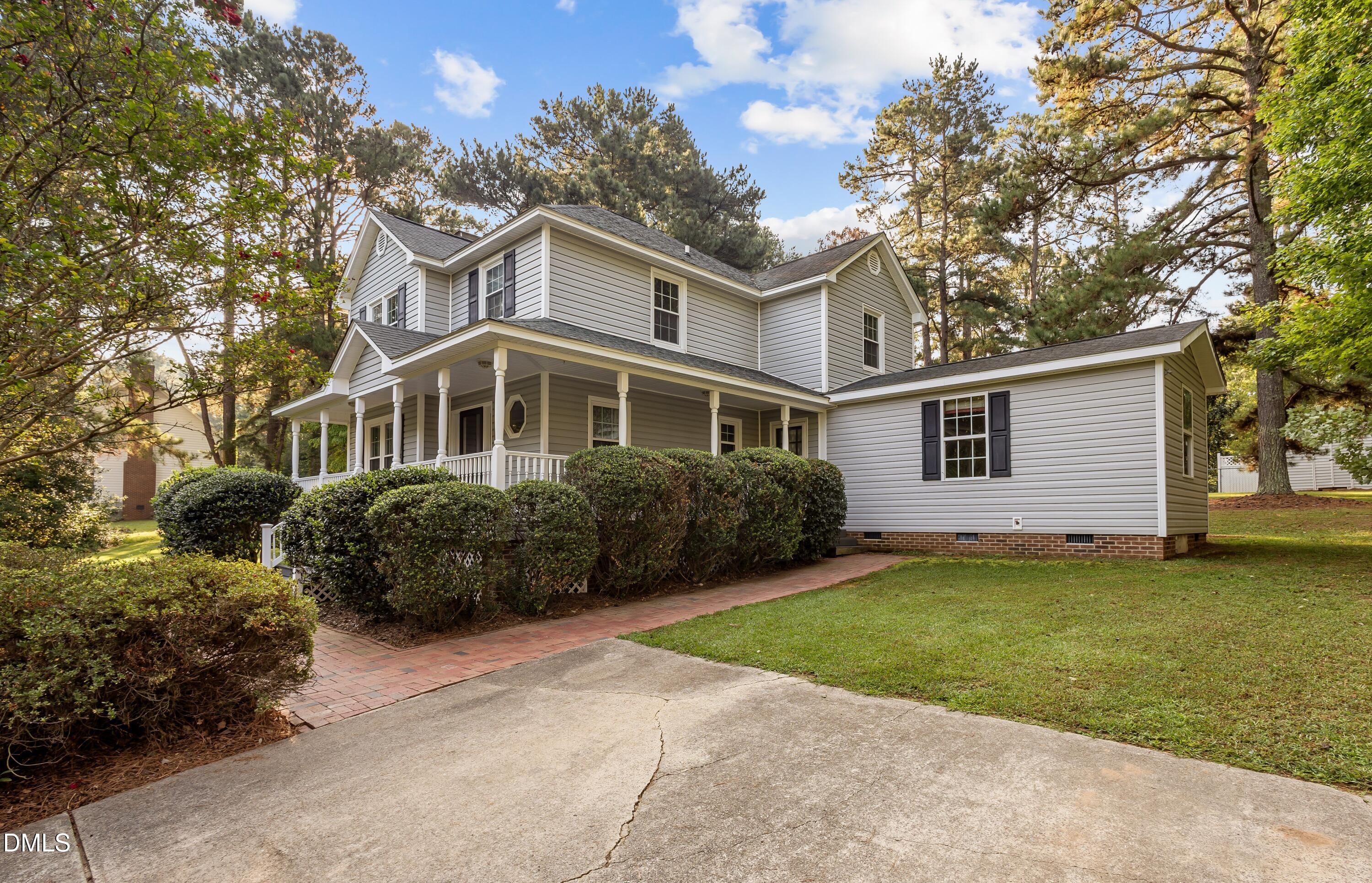 main property photo 5