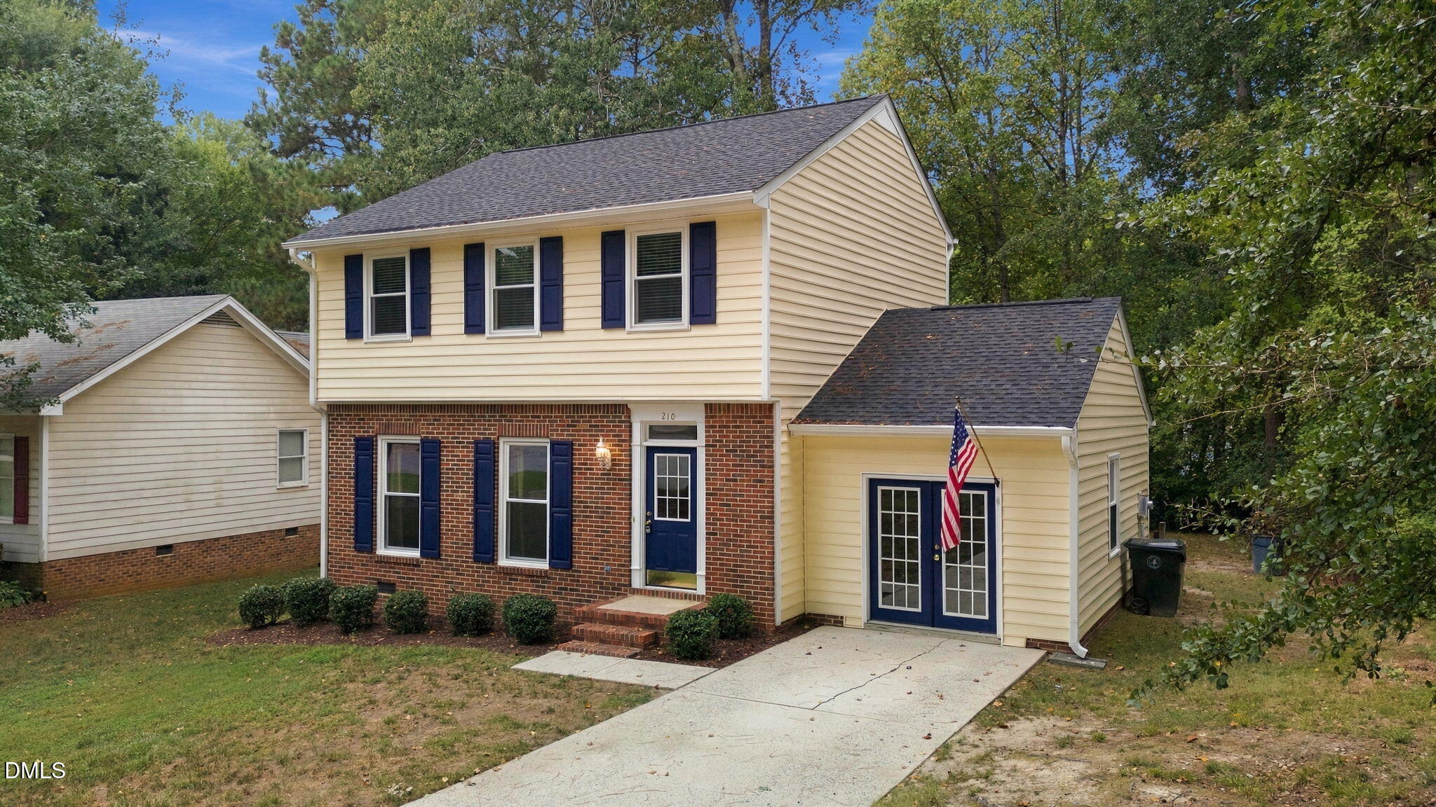 main property photo 36