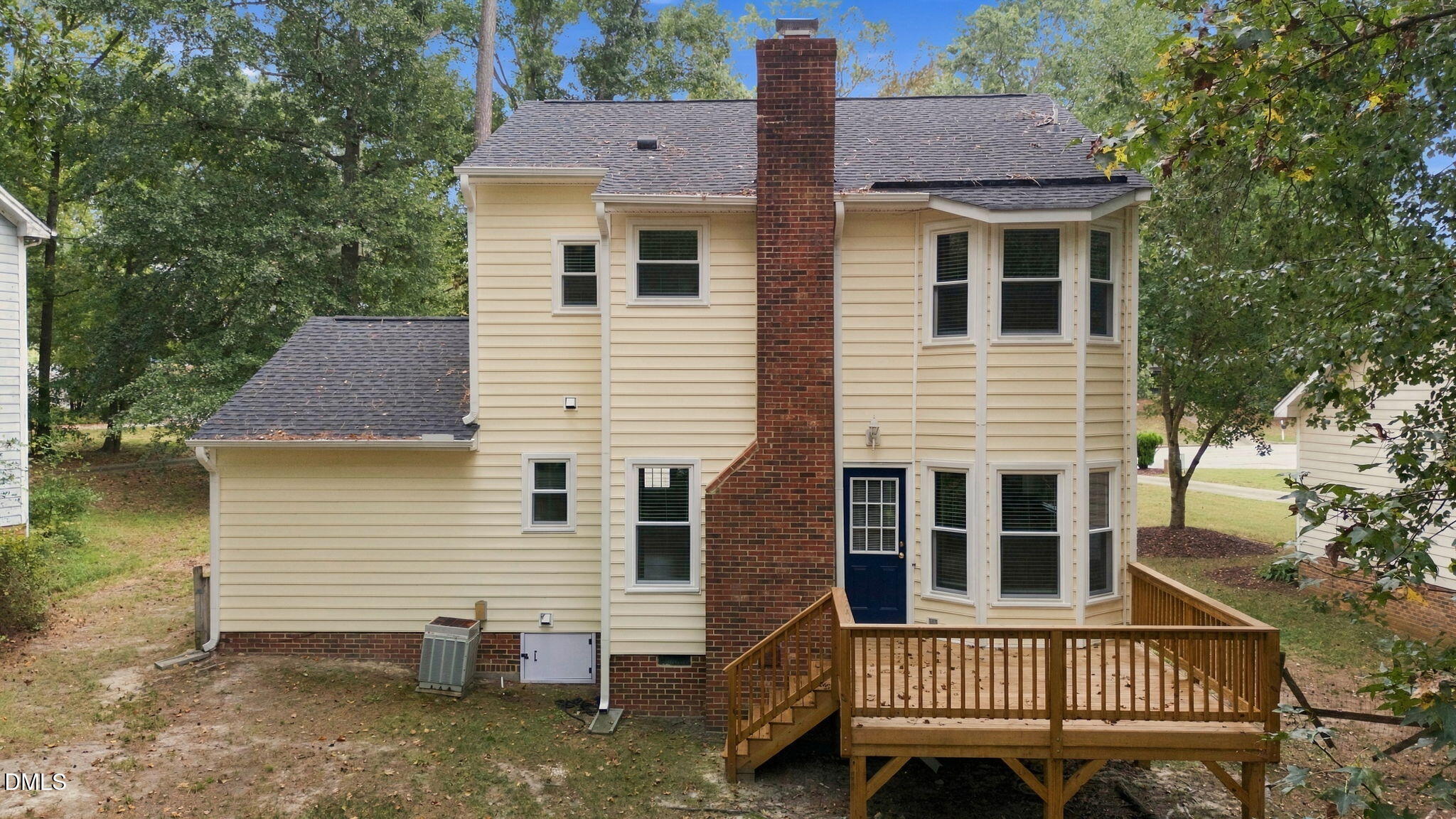 main property photo 39