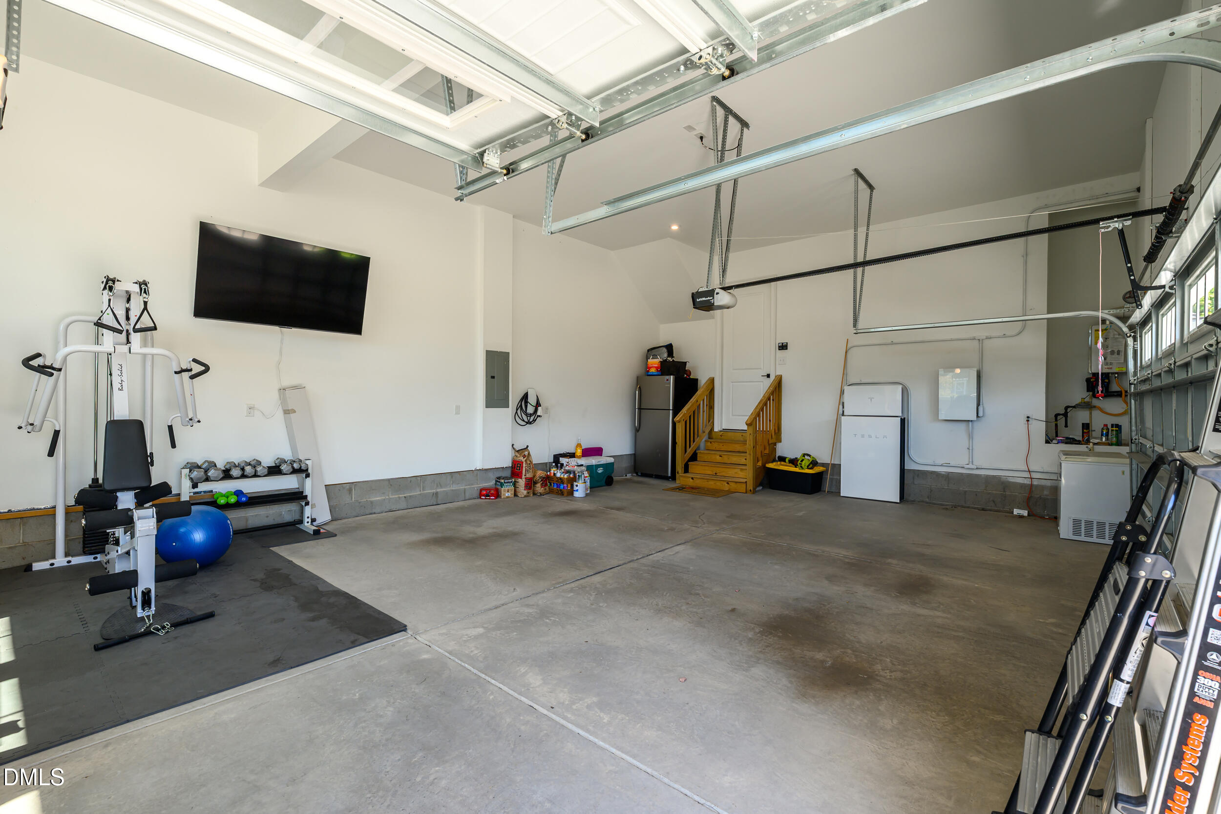 main property photo 52