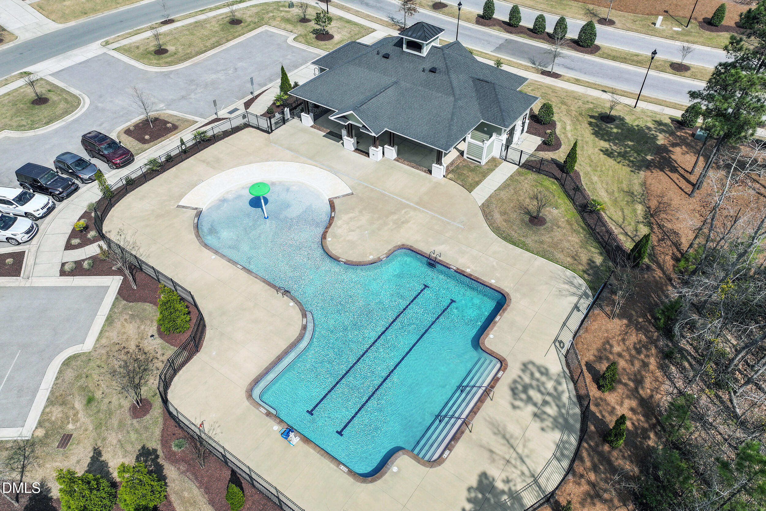main property photo 58
