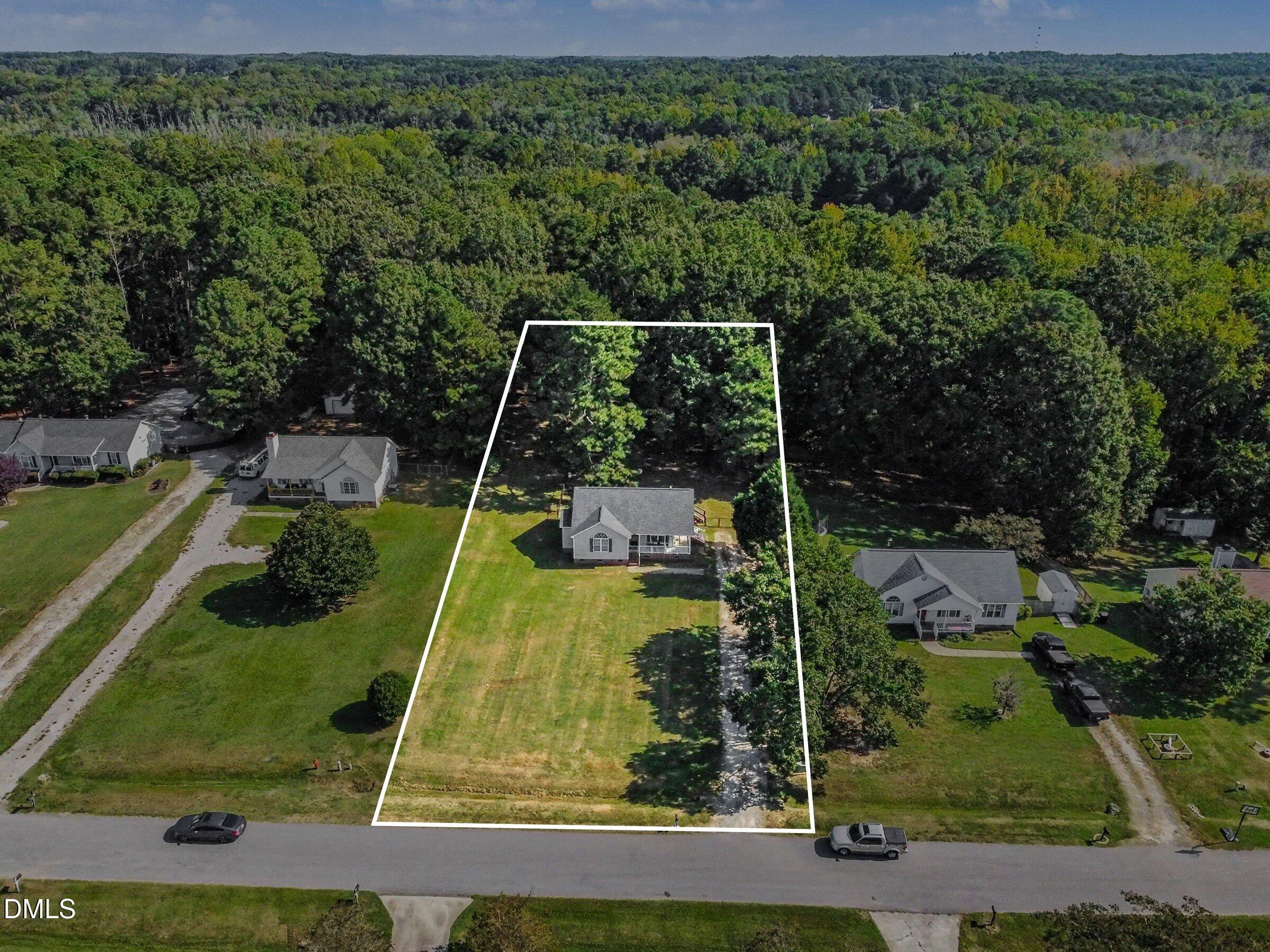 main property photo 7