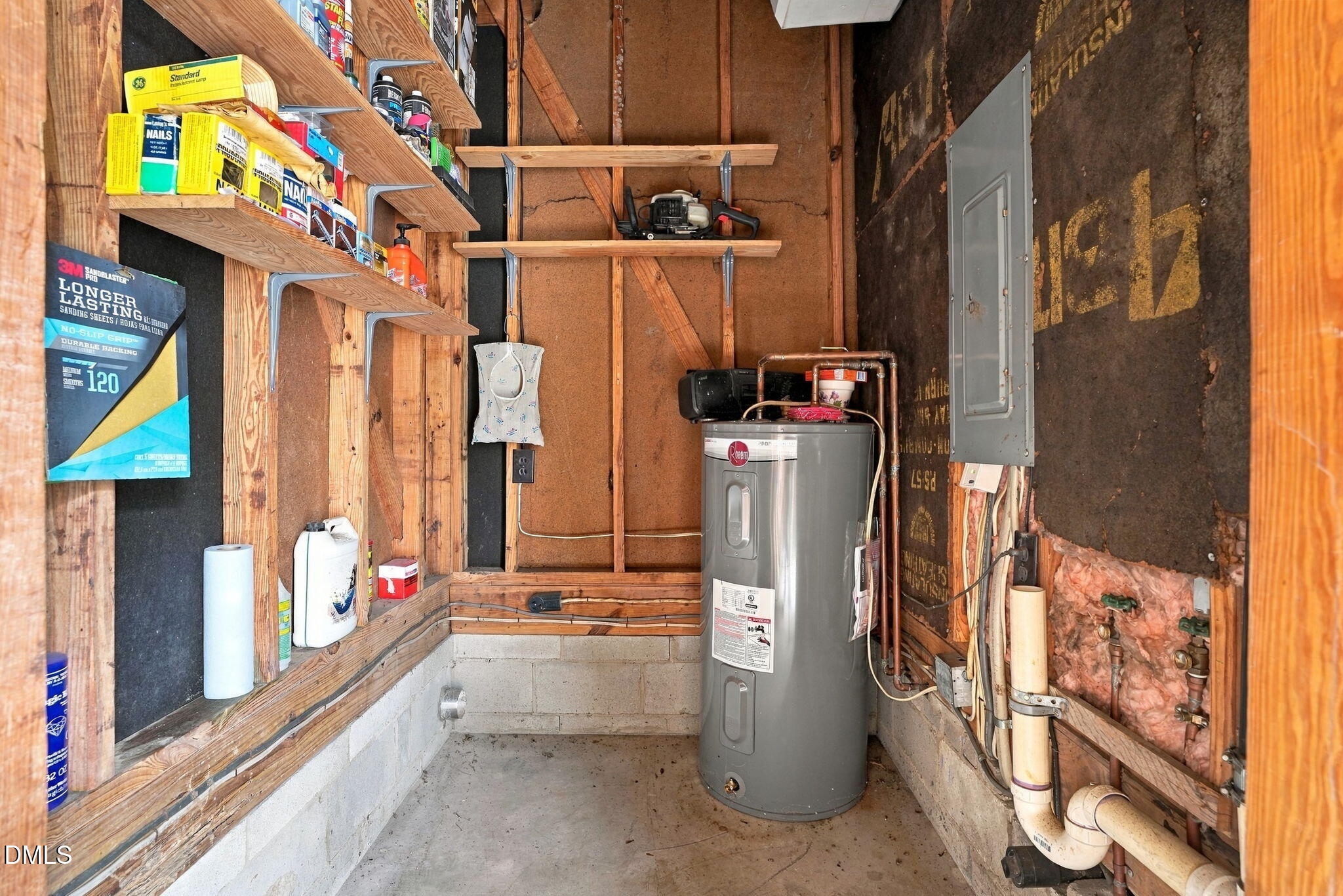 main property photo 39