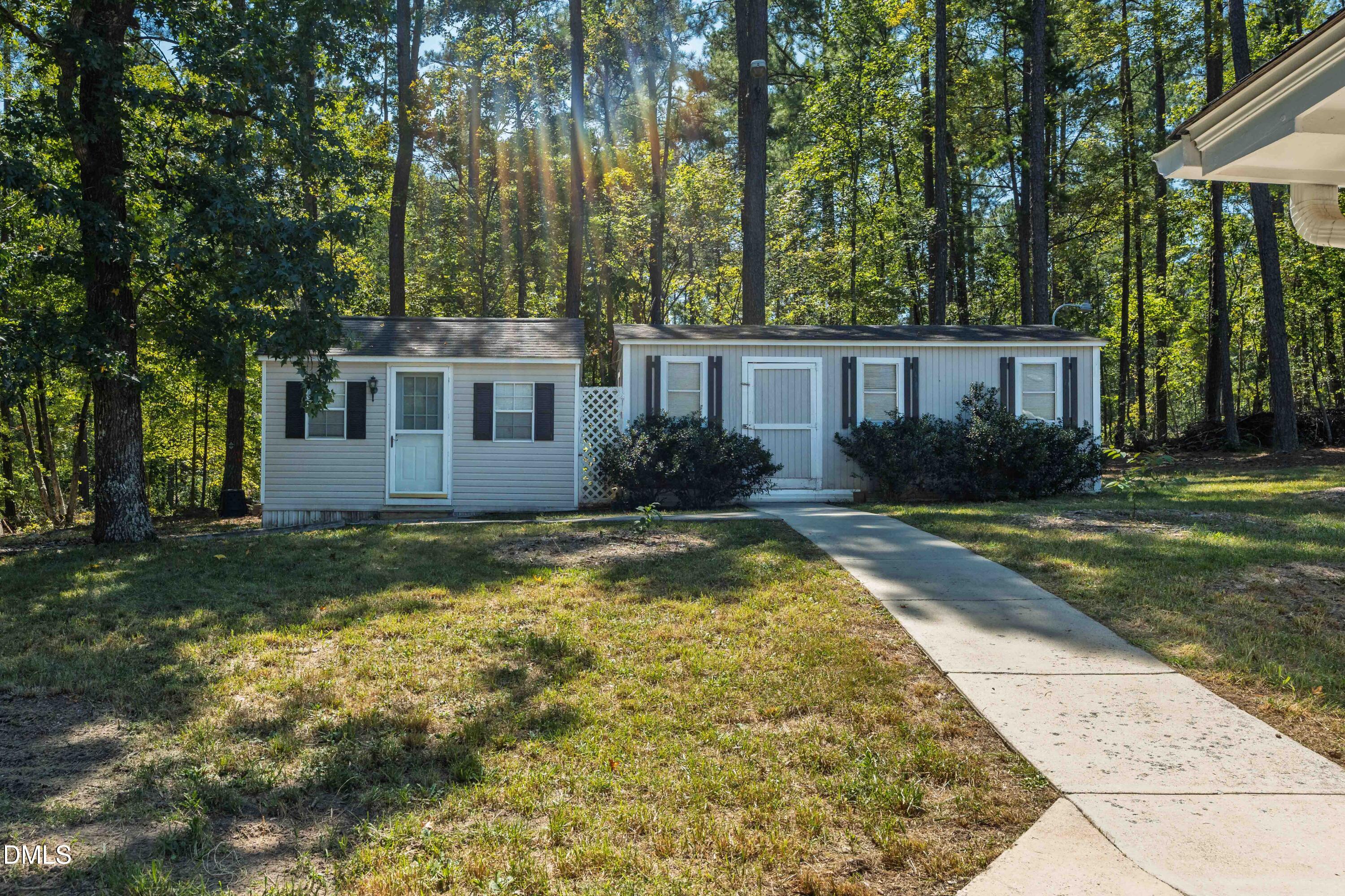 main property photo 51