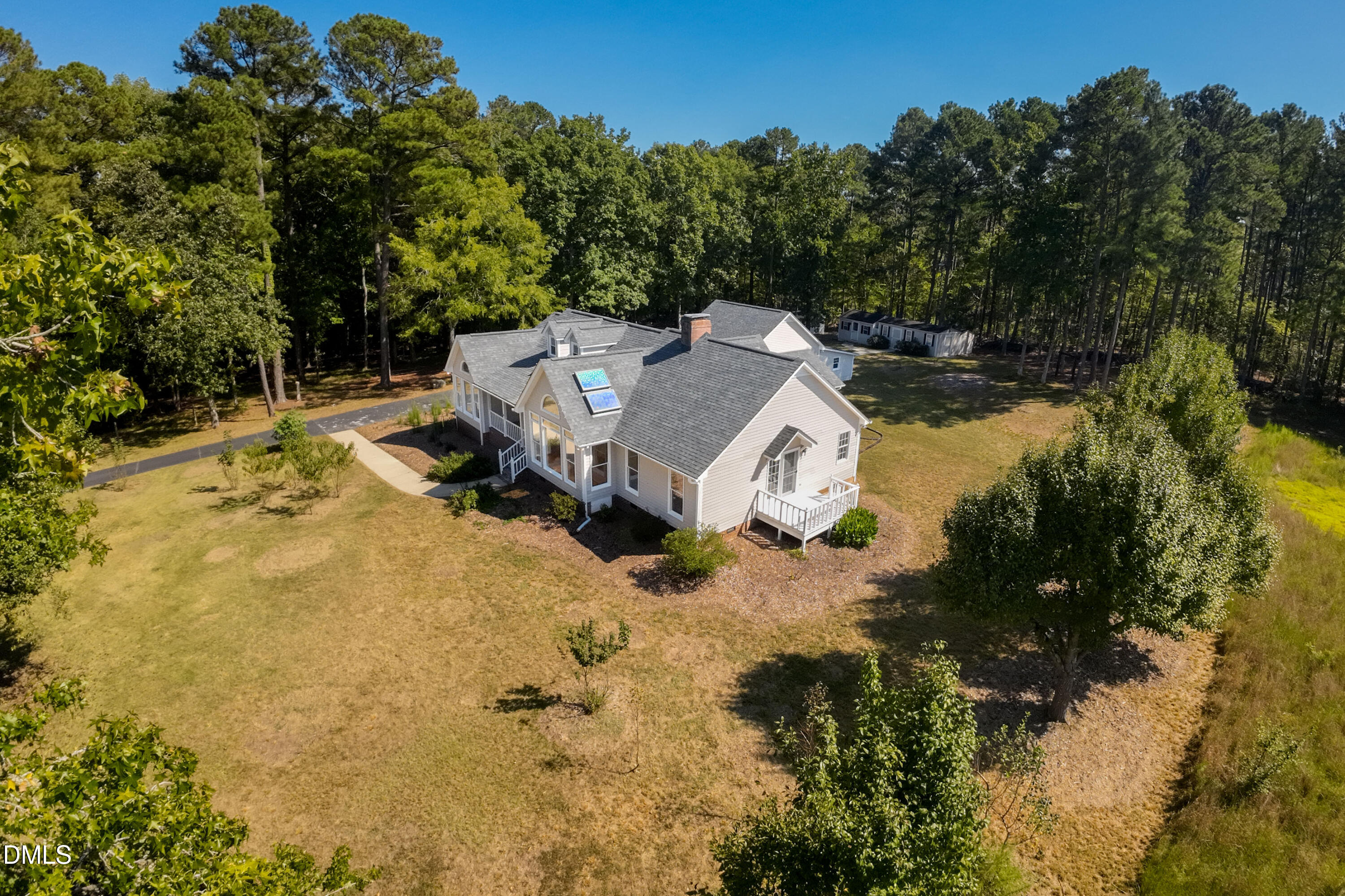main property photo 60