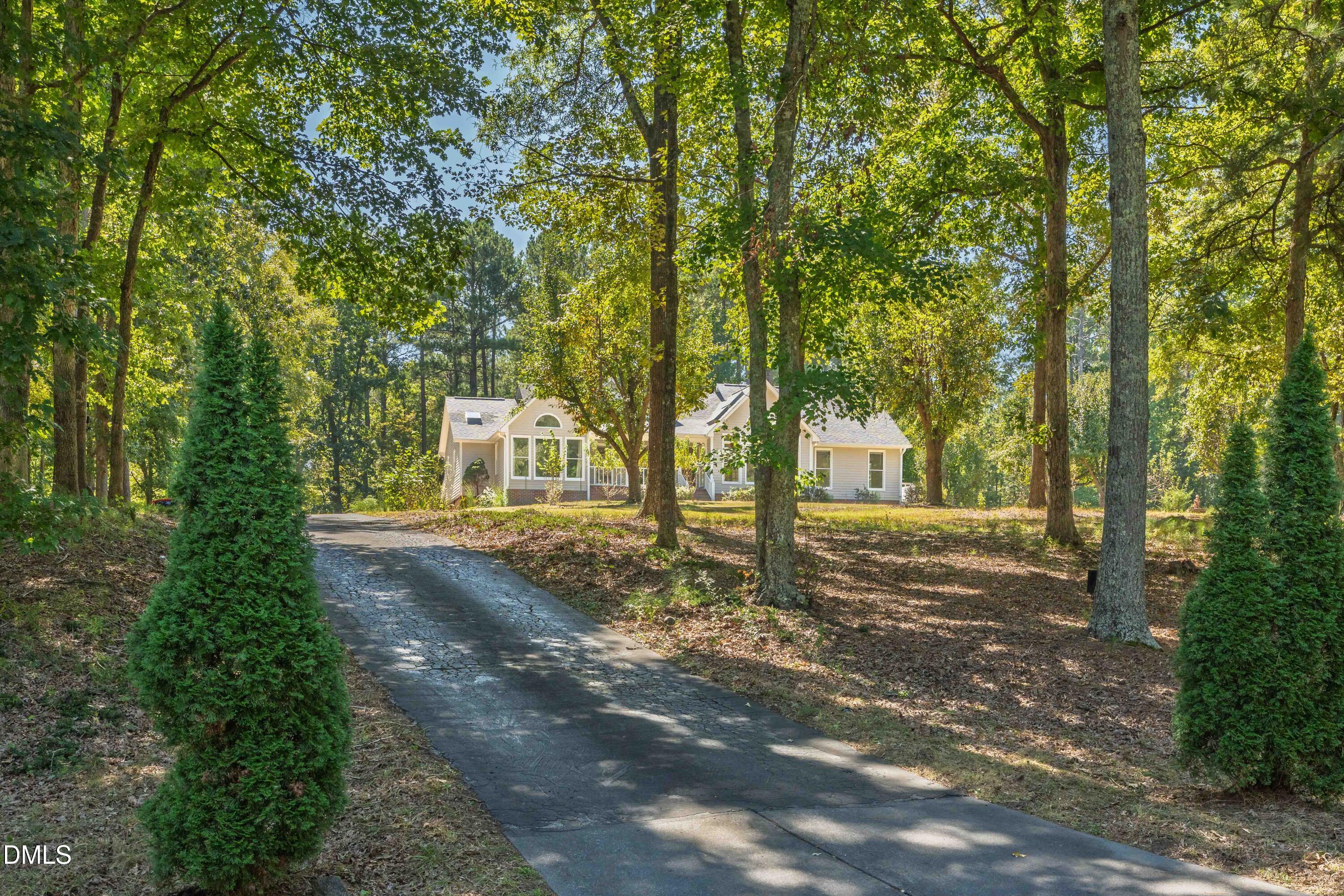 main property photo 7