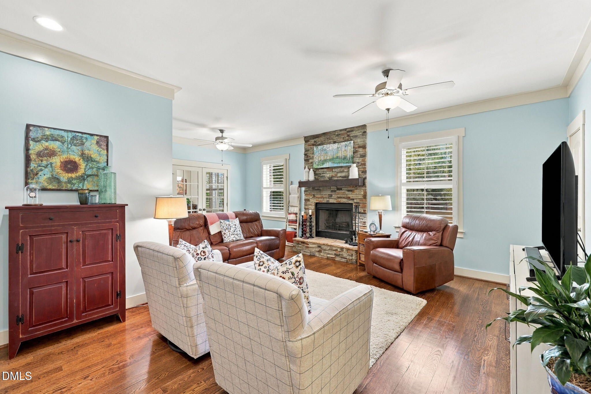 main property photo 15