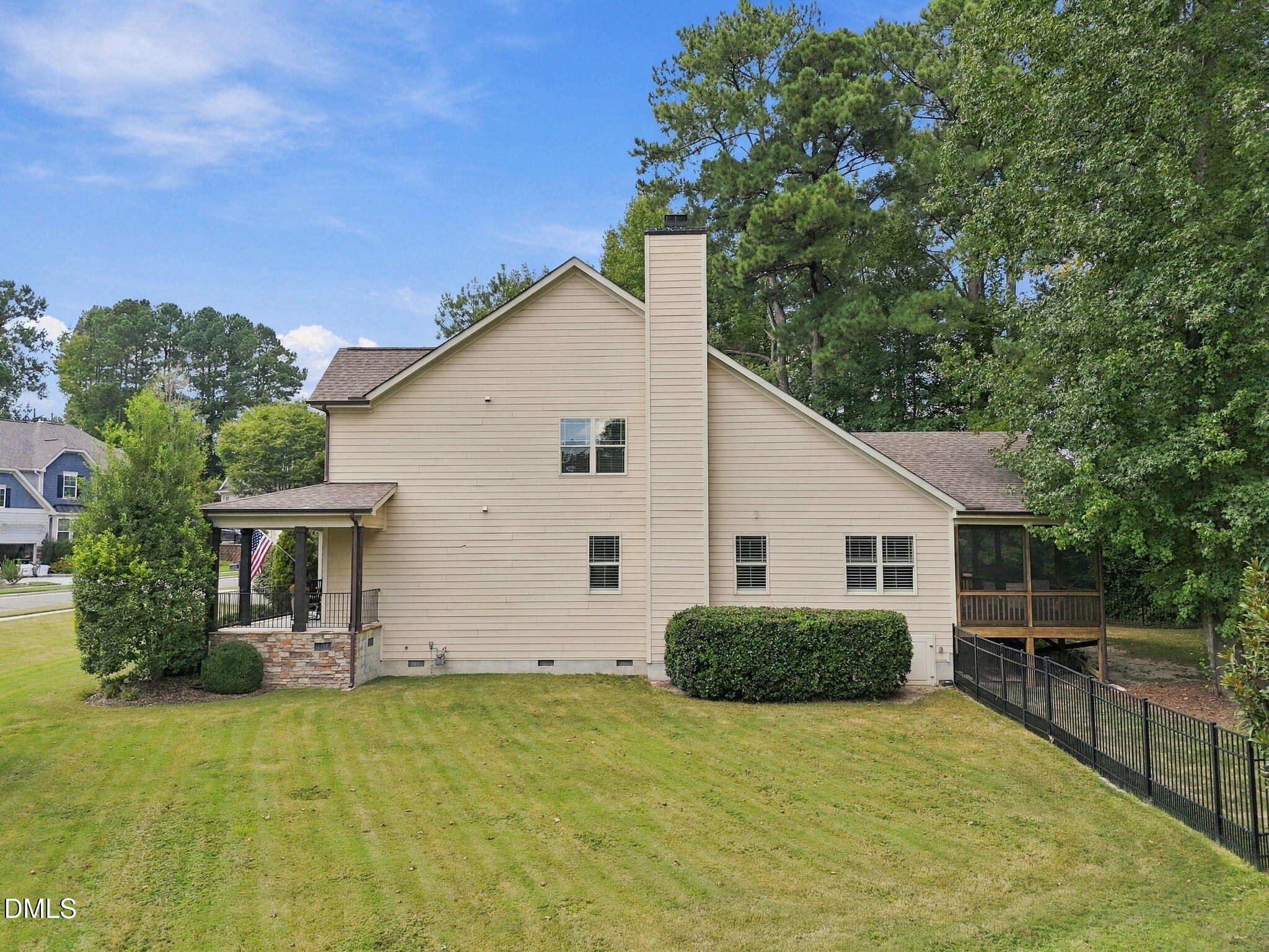 main property photo 49