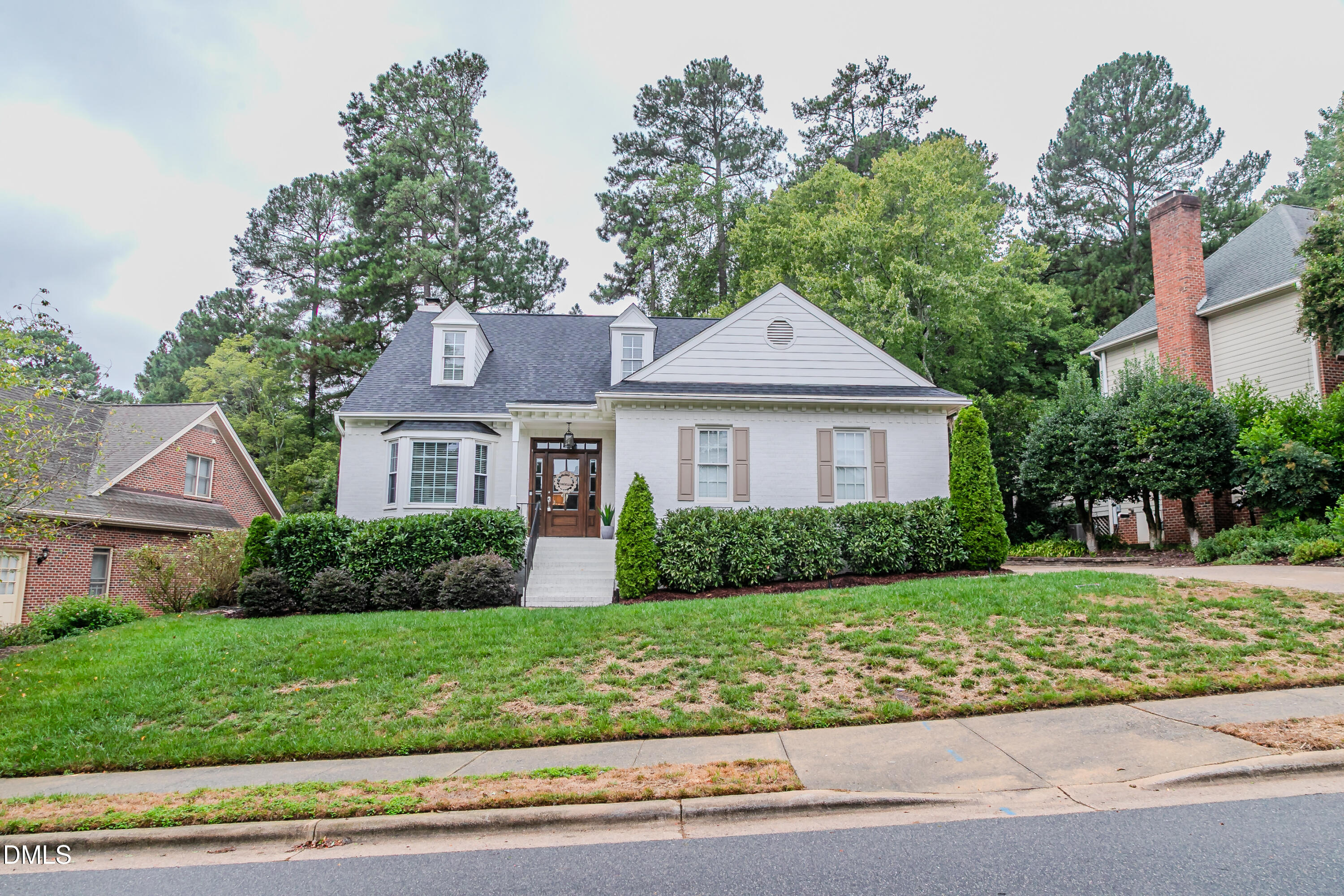 main property photo 2