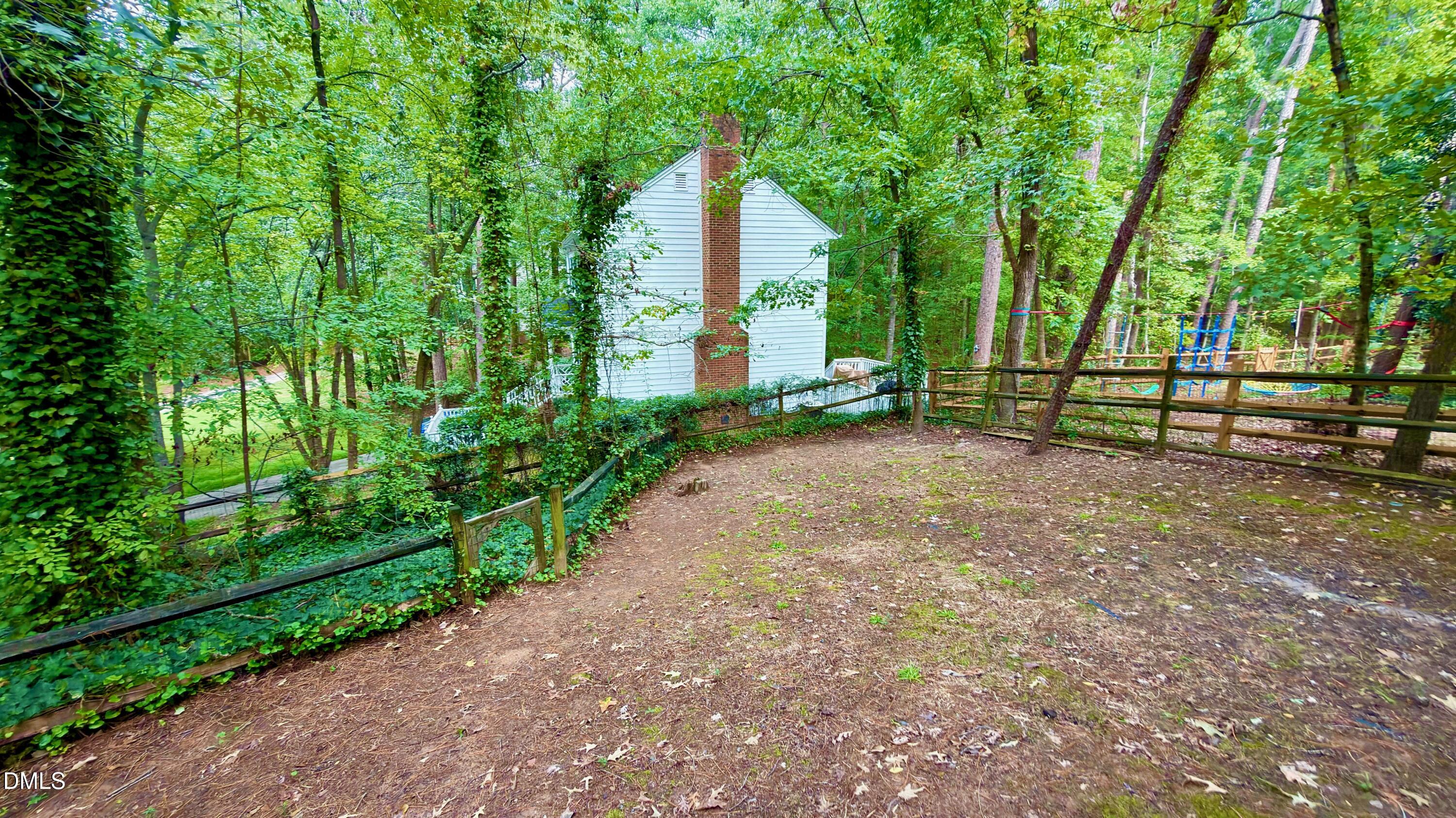 main property photo 20