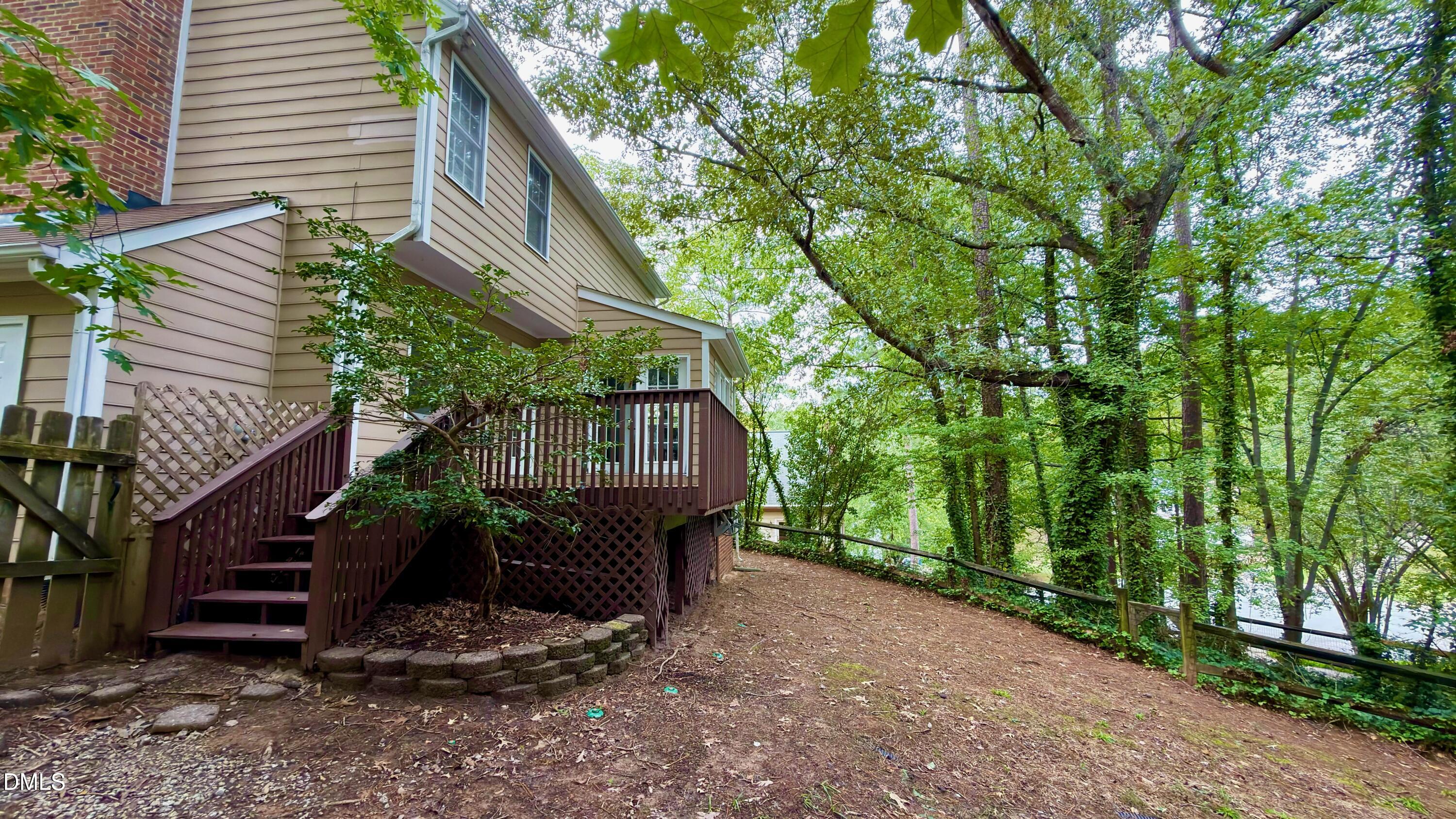 main property photo 22