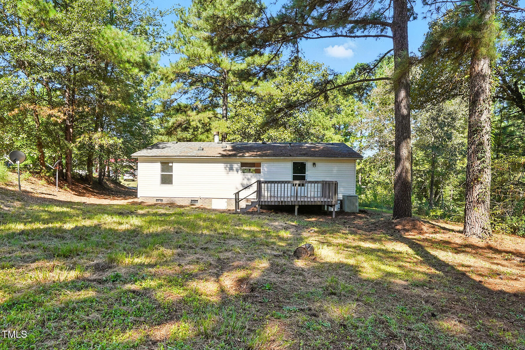main property photo 25