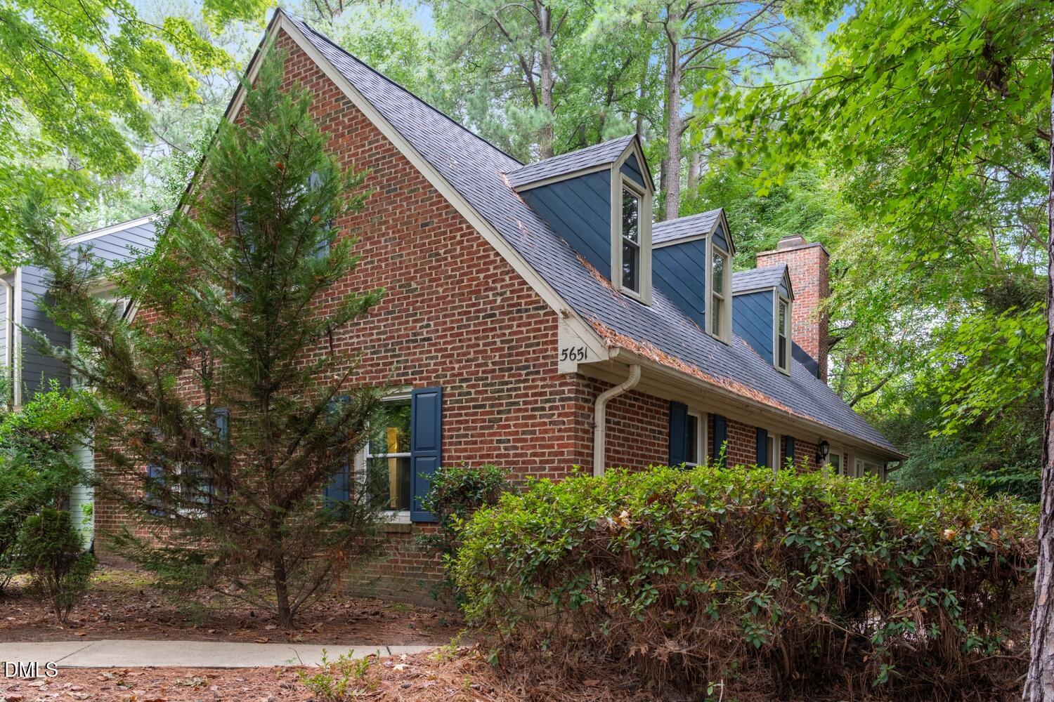 main property photo 30