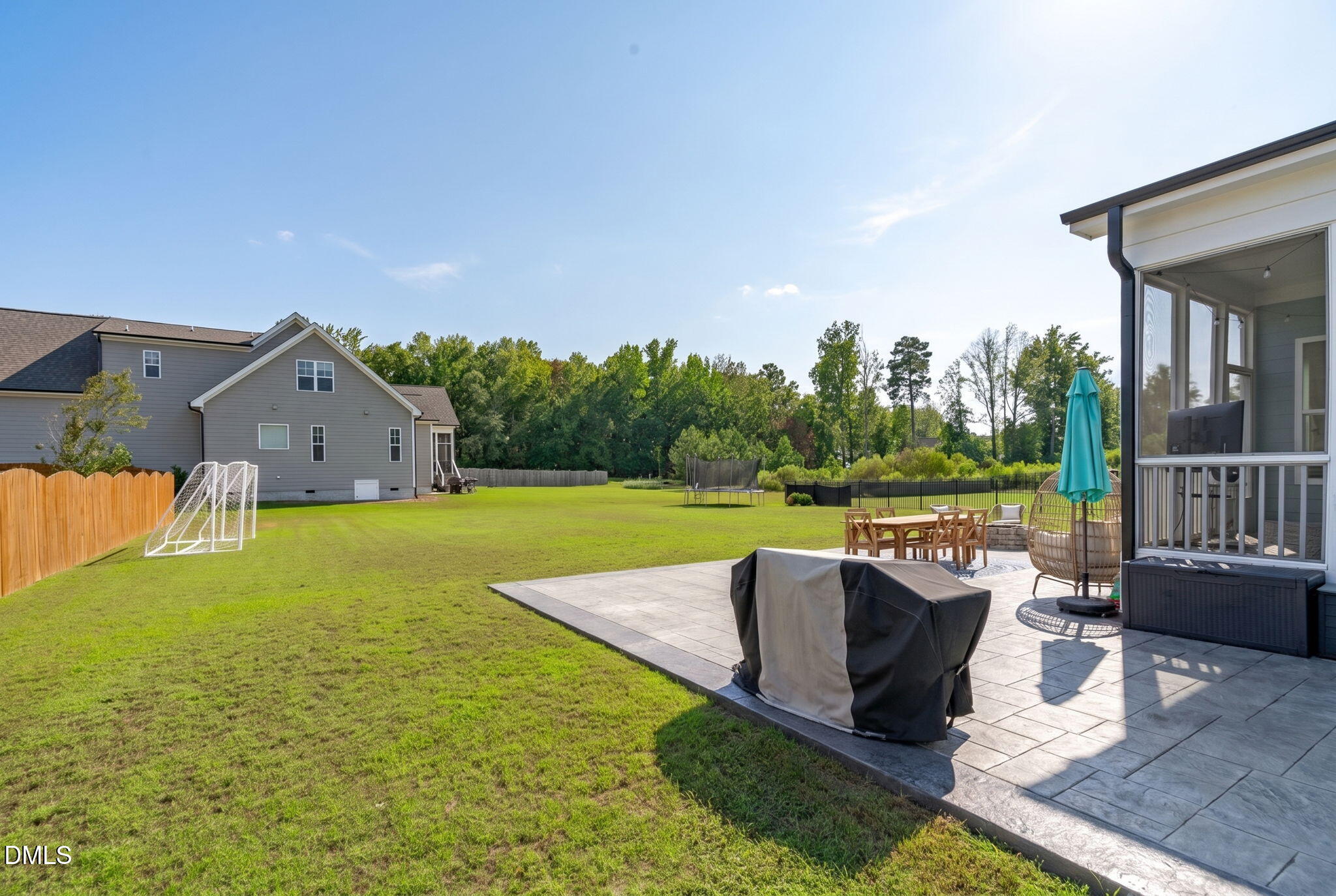 main property photo 47