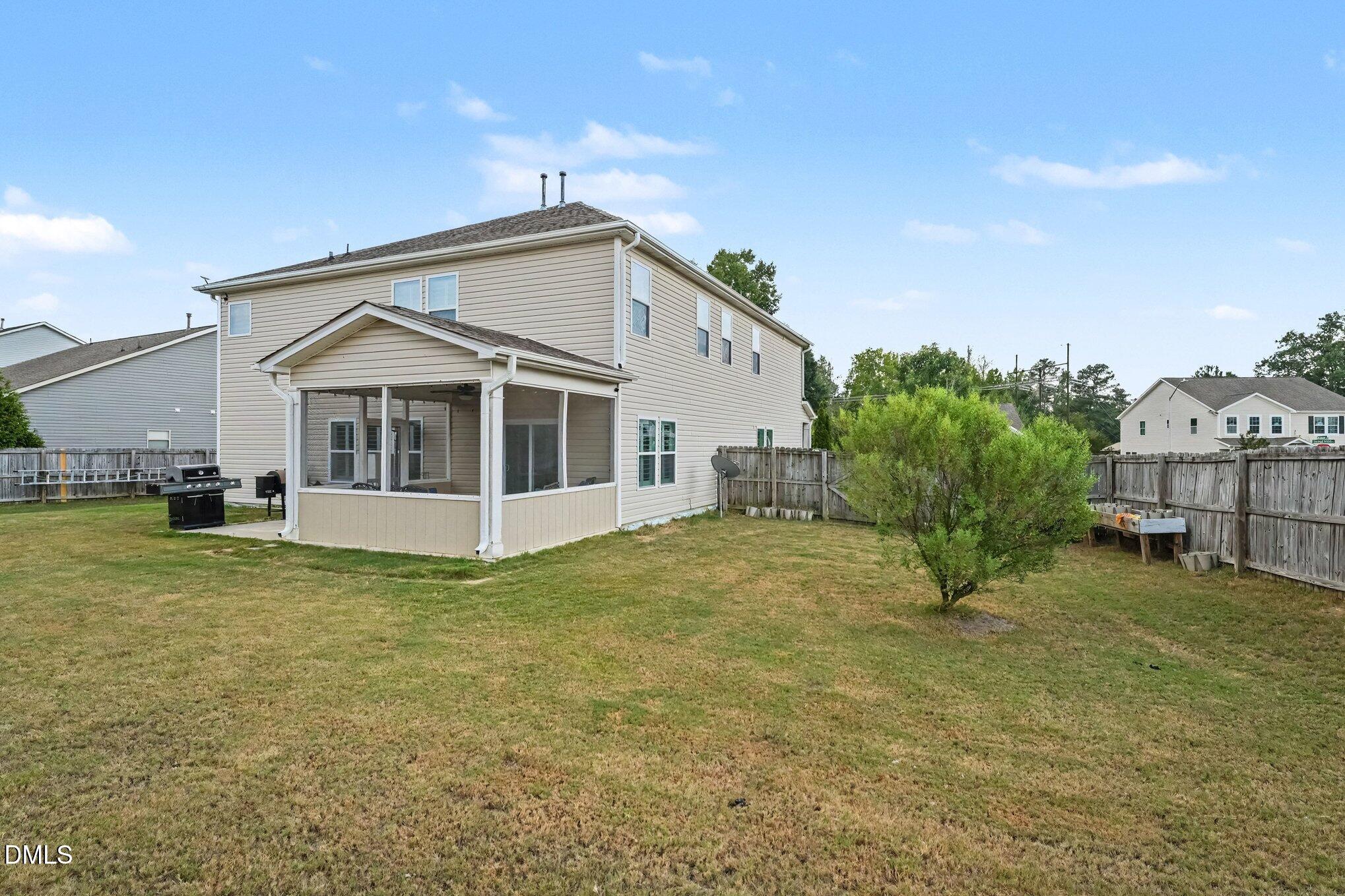 main property photo 31