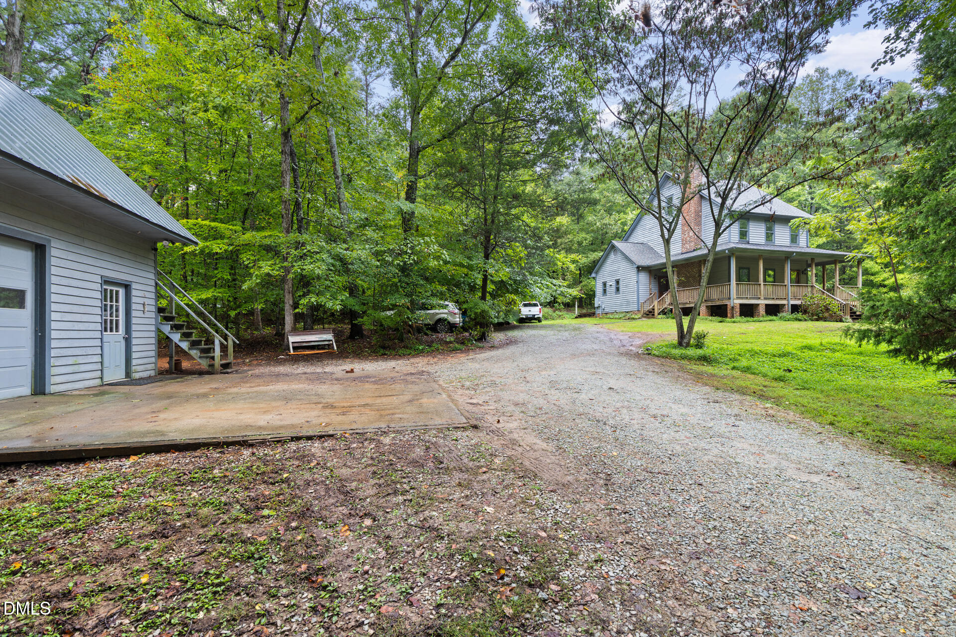 main property photo 19