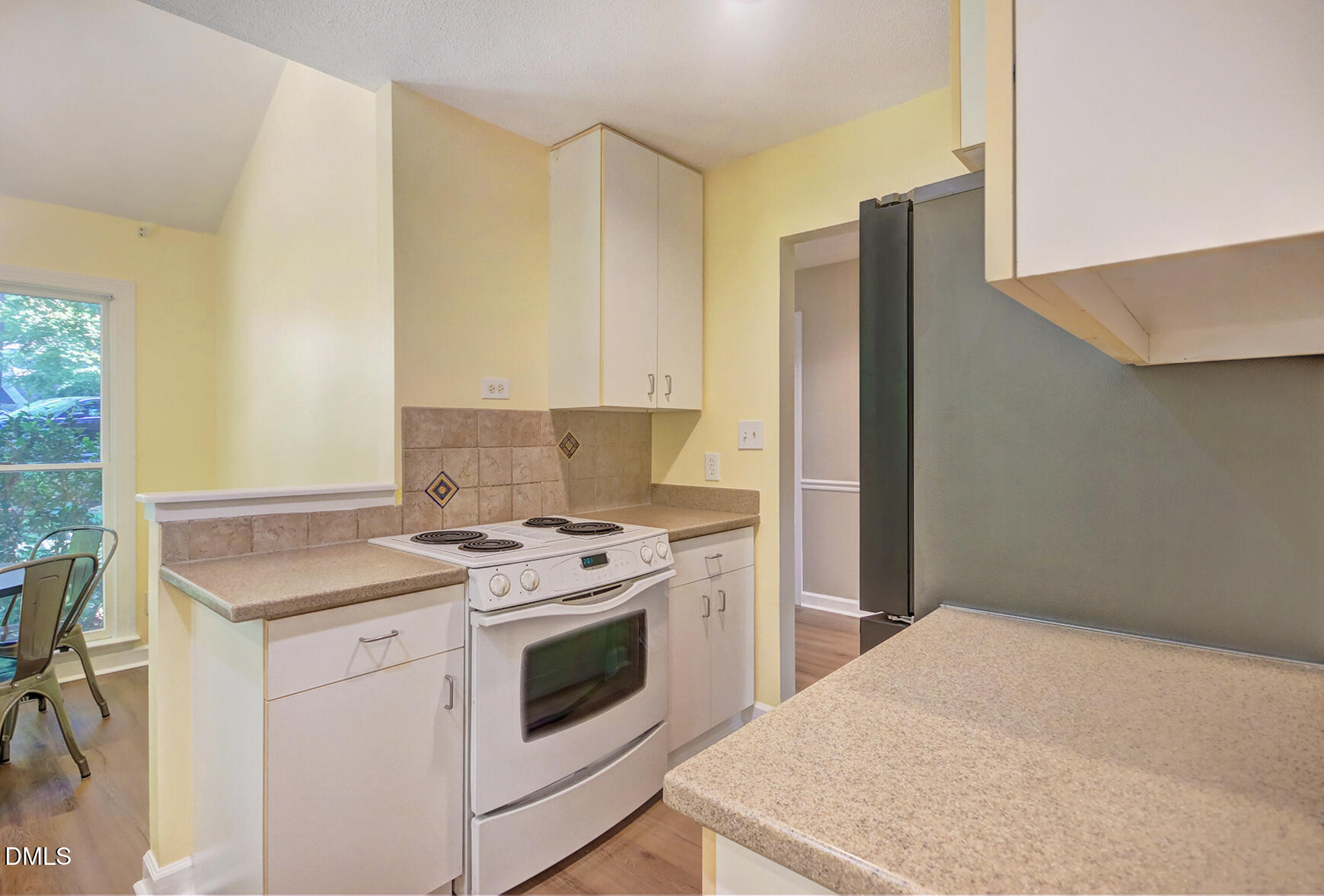 main property photo 22