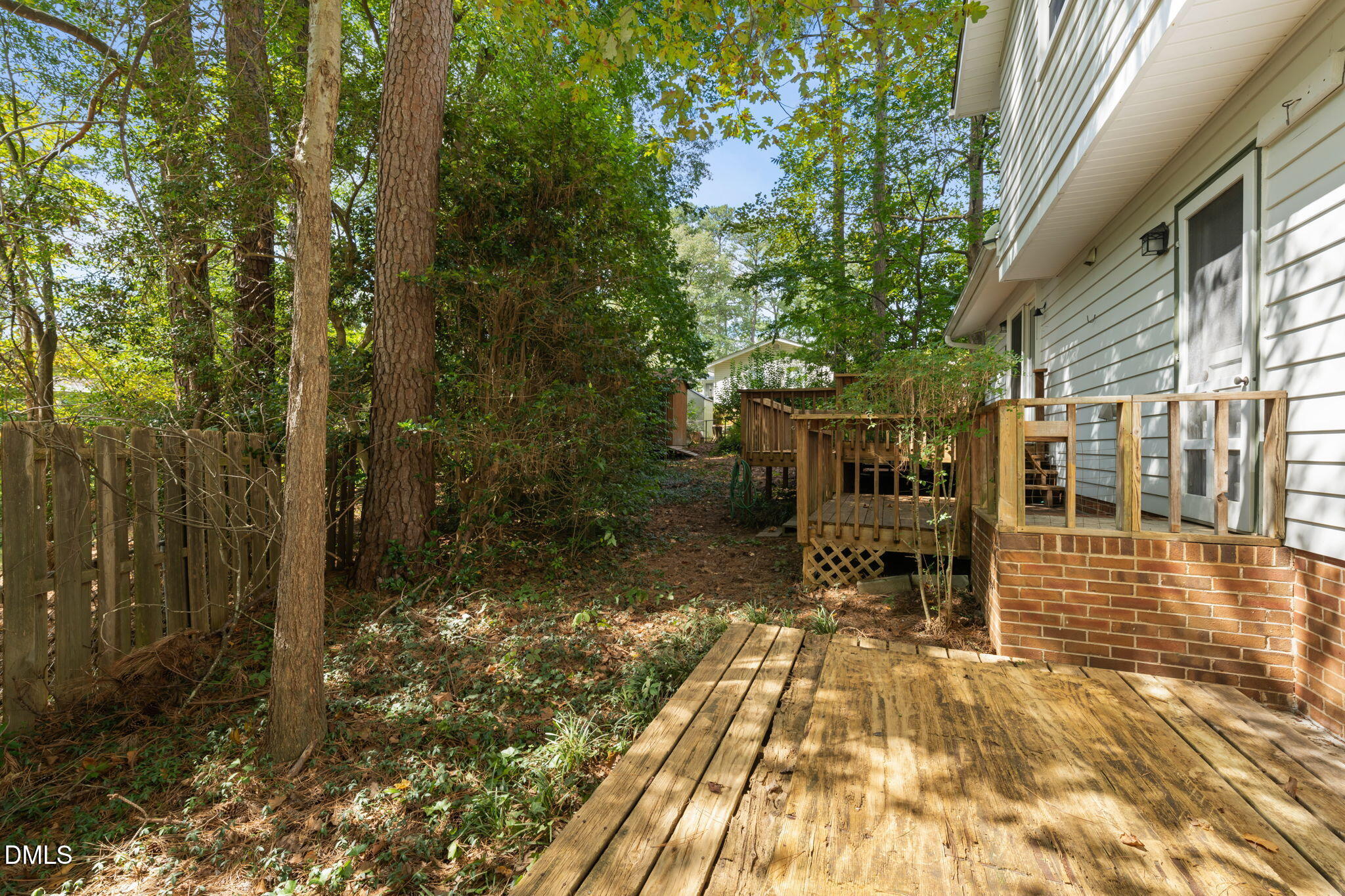 main property photo 36