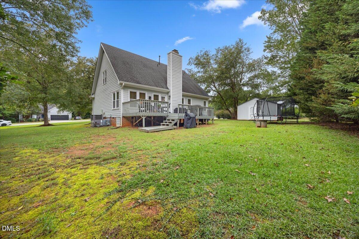 main property photo 40