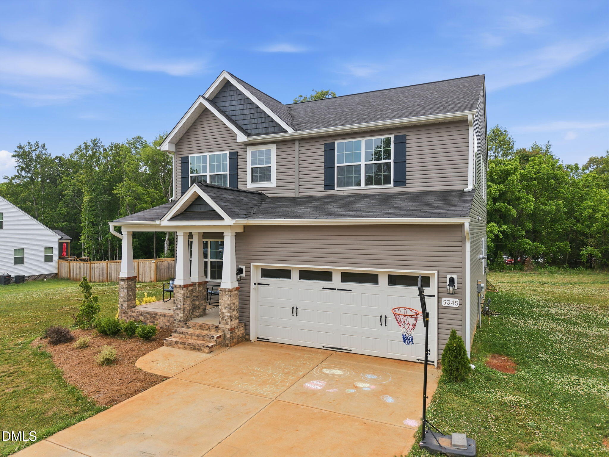 main property photo 34